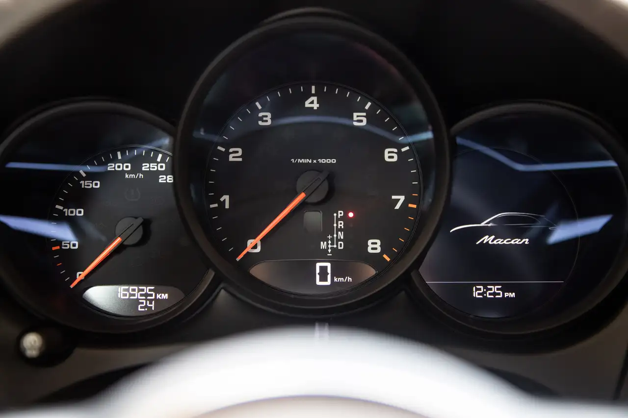 Porsche Macan снимка Porsche Macan