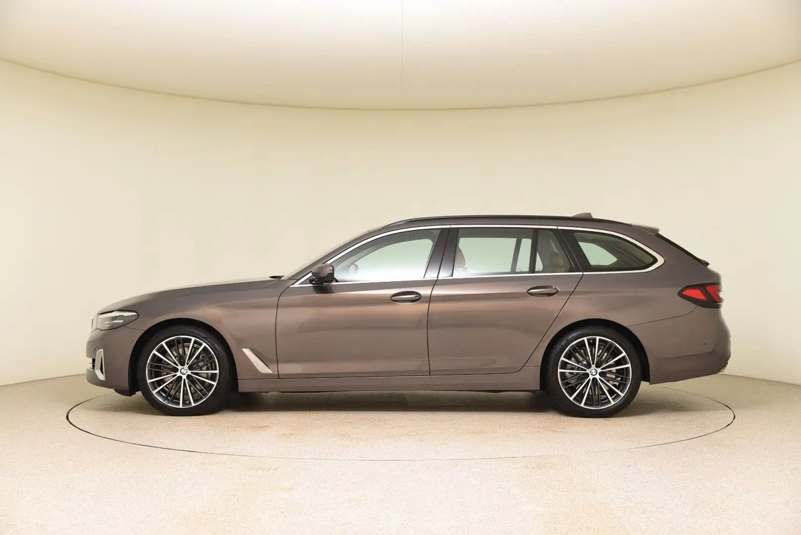 BMW 530 d xDrive Touring Luxury Line Sthzg*UVP:93.860 Grigio - 2