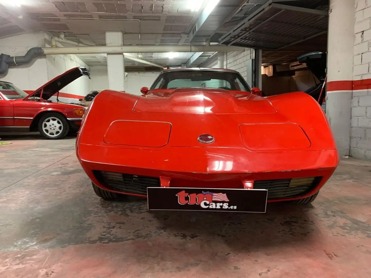 Chevrolet Corvette C3 Rot - 2