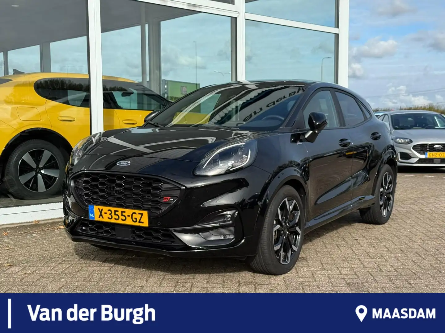 Ford Puma ST-Line X 1.0 EcoBoost Hybrid 125pk Afneembare tre Zwart - 1