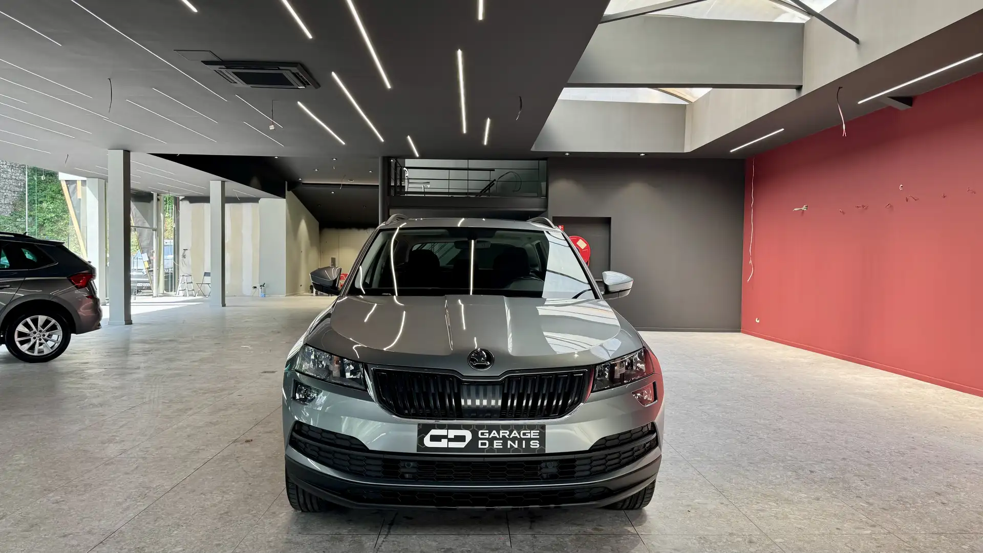 Skoda Karoq 1.5 TSI ACT *GPS+CAEMERA*TOIT-PANO*LED*GARANTIE Grey - 2