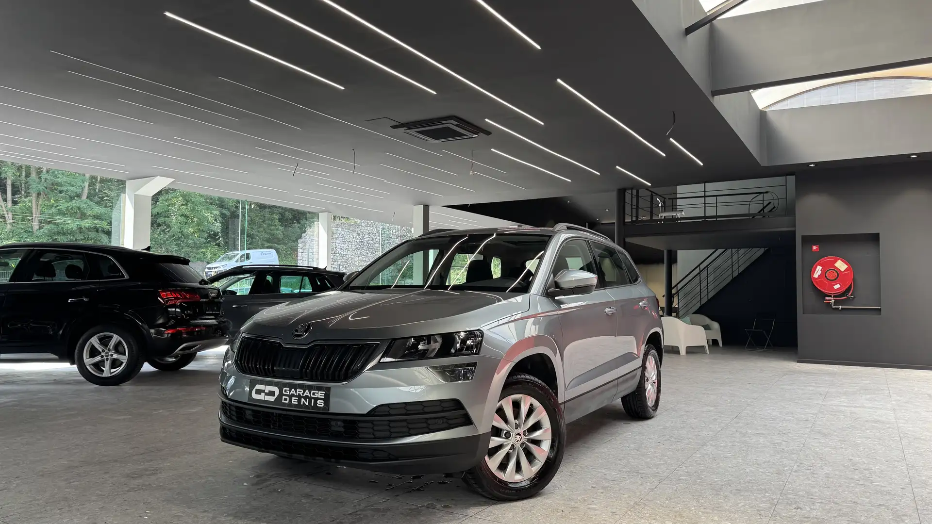 Skoda Karoq 1.5 TSI ACT *GPS+CAEMERA*TOIT-PANO*LED*GARANTIE Grey - 1