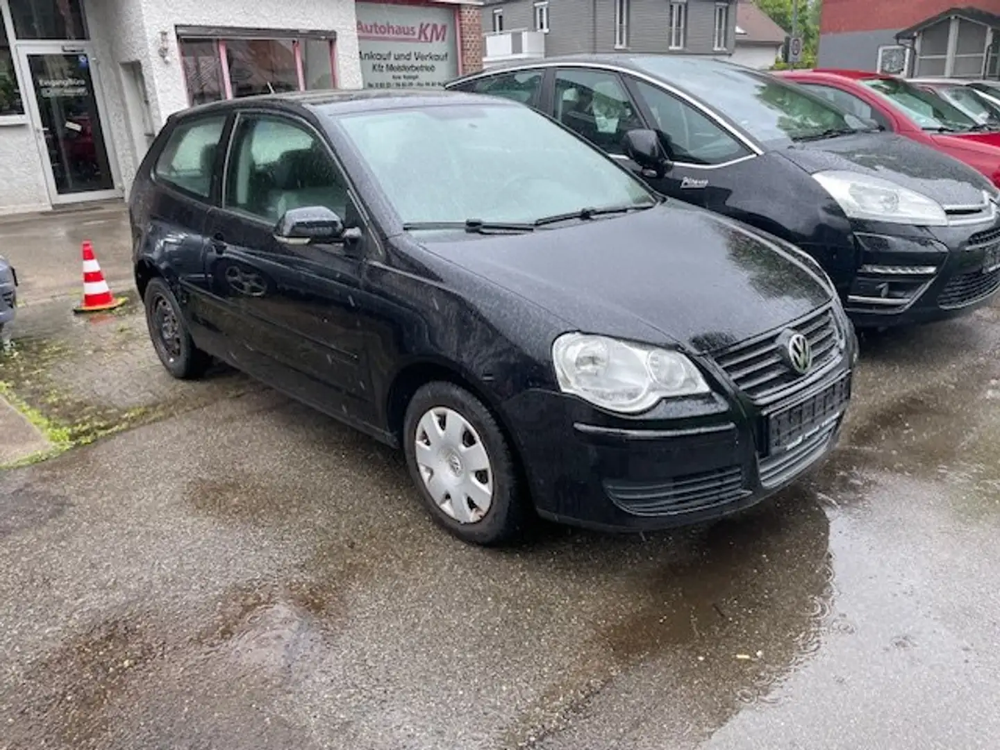 Volkswagen Polo 1.2 Comfortline Negro - 1