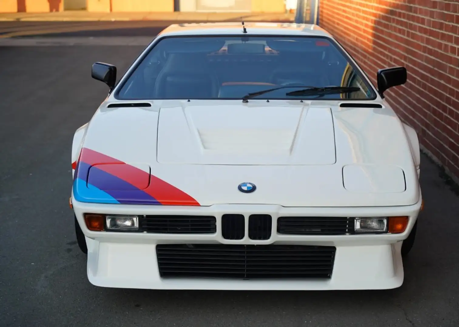 BMW M1 bijela - 1