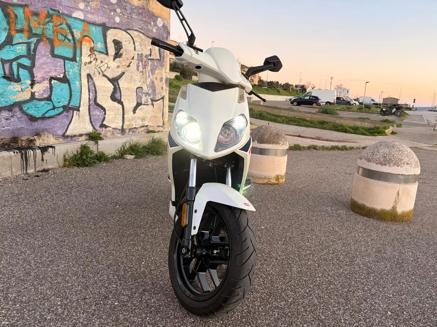 Aprilia Sportcity 125 One Blanco - 2