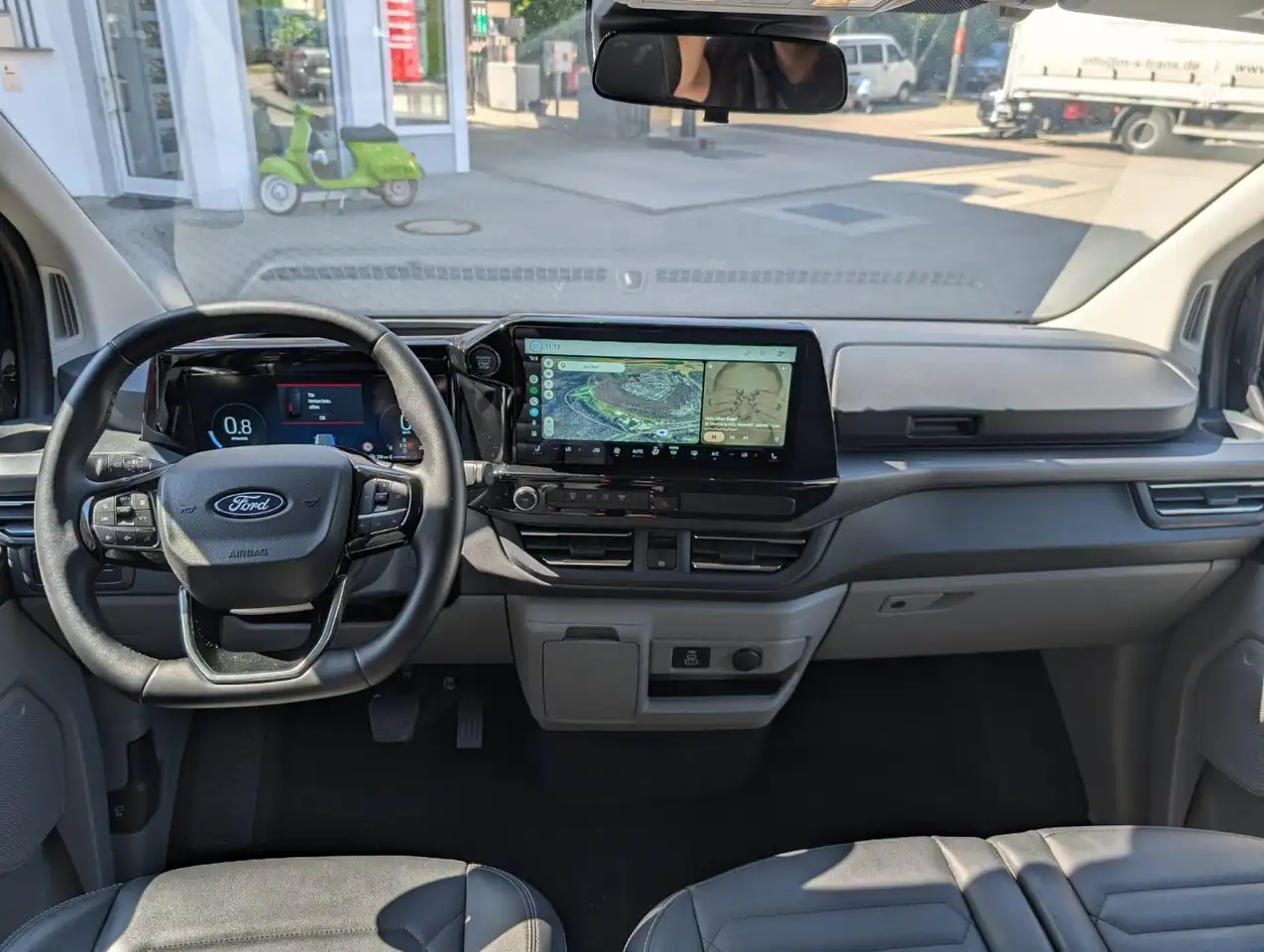 Ford Tourneo 2.0 Titanium L2 Tech, миниатюра 10
