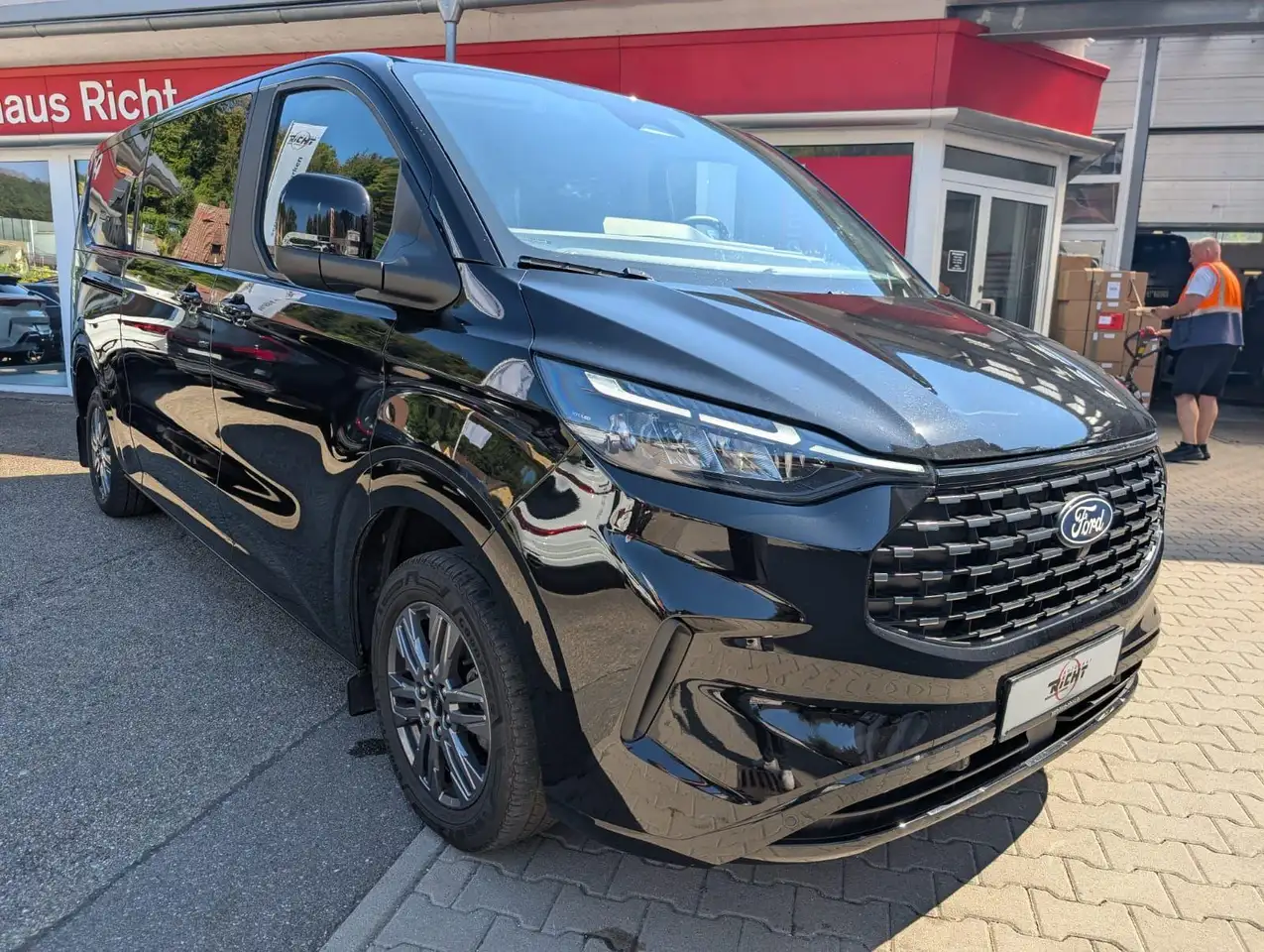 Ford Tourneo 2.0 Titanium L2 Tech, миниатюра 4