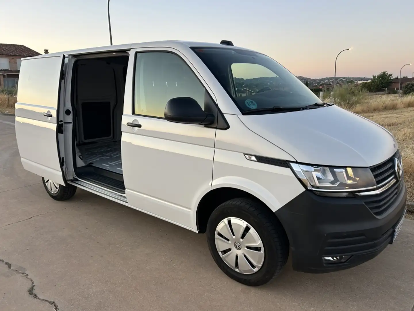 Volkswagen Transporter Furgón 2.0TDI BMT 81kW Blanco - 1