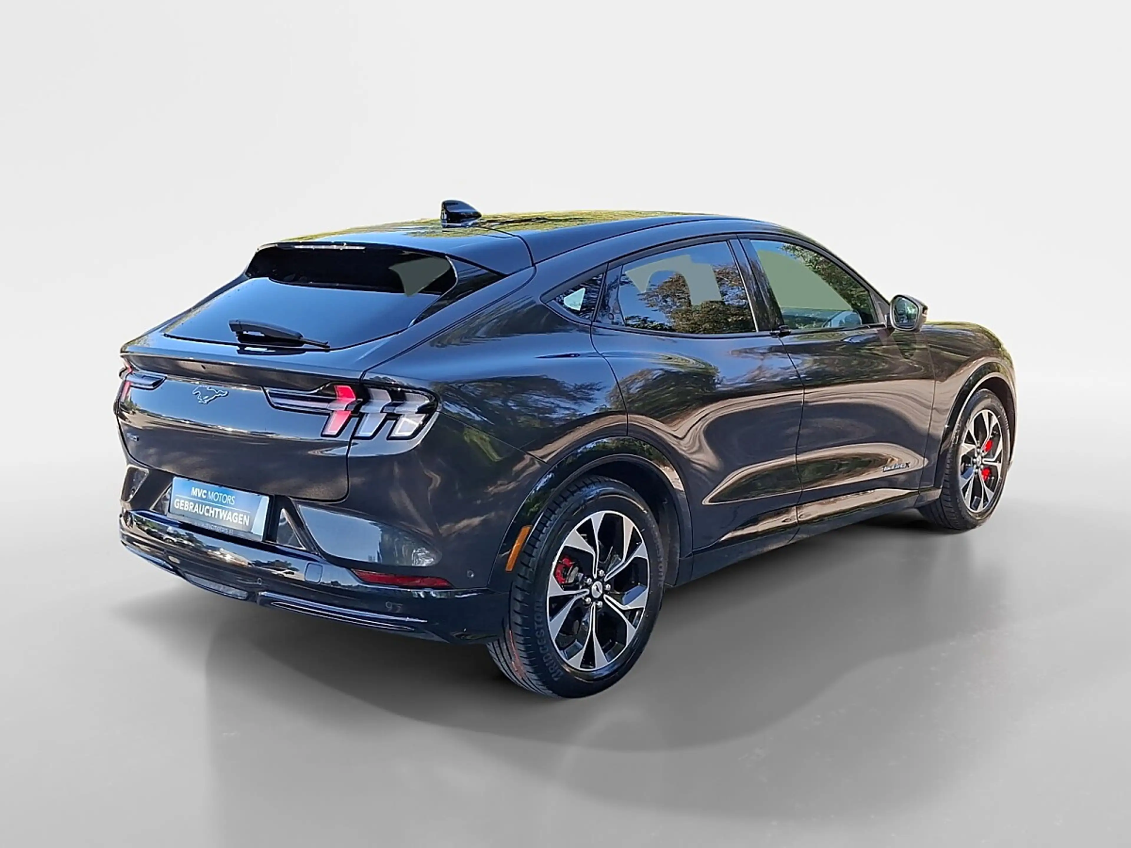 Ford Mustang Mach-E AWD Elektro Extended Range — photo 6