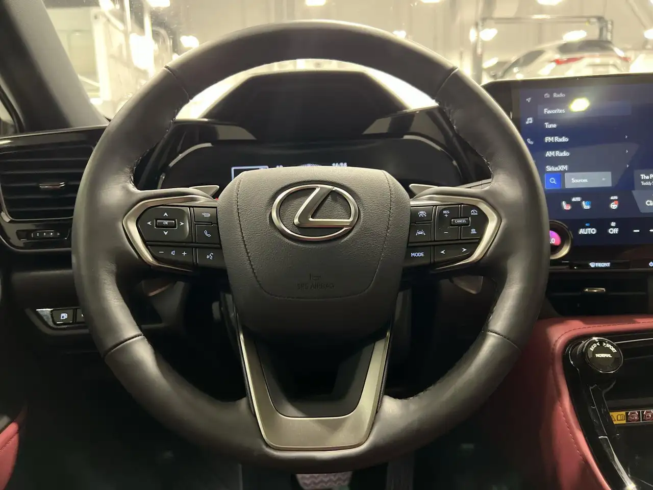 Lexus NX снимка Lexus NX