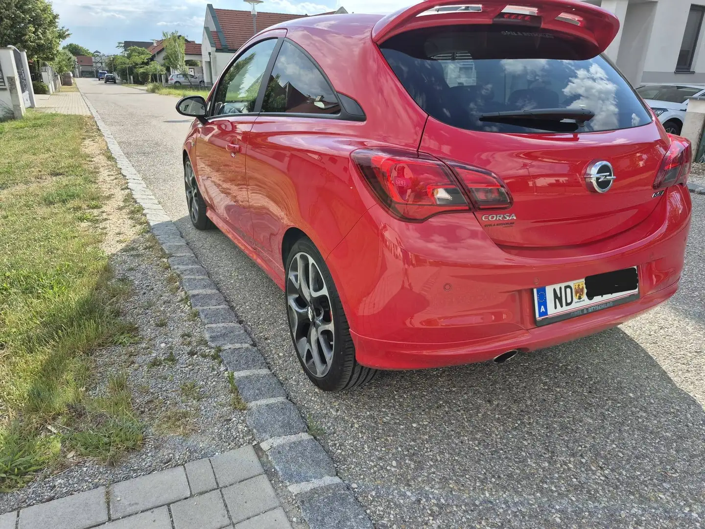 Opel Corsa GSI Rot - 2