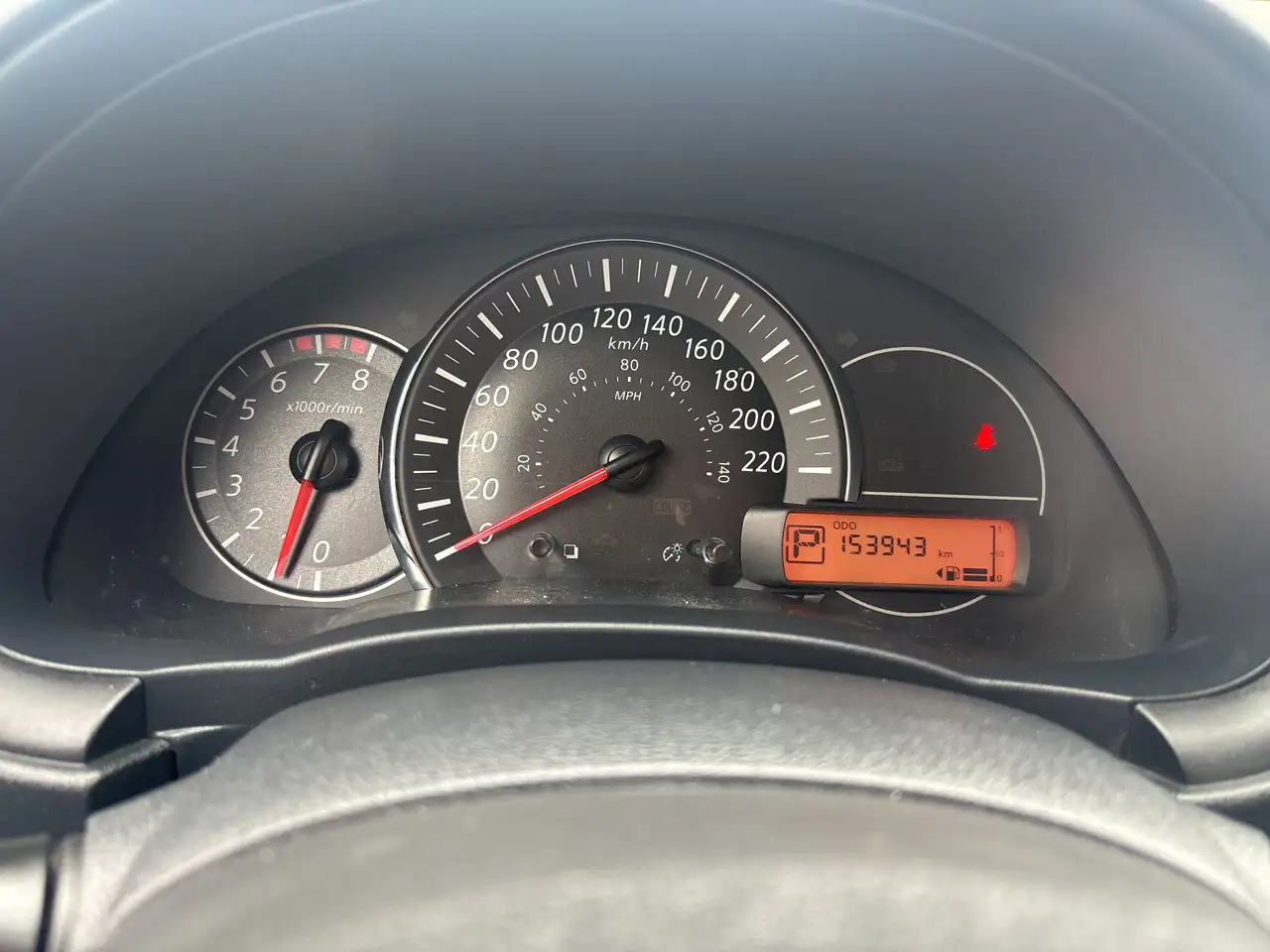Nissan Micra снимка Nissan Micra