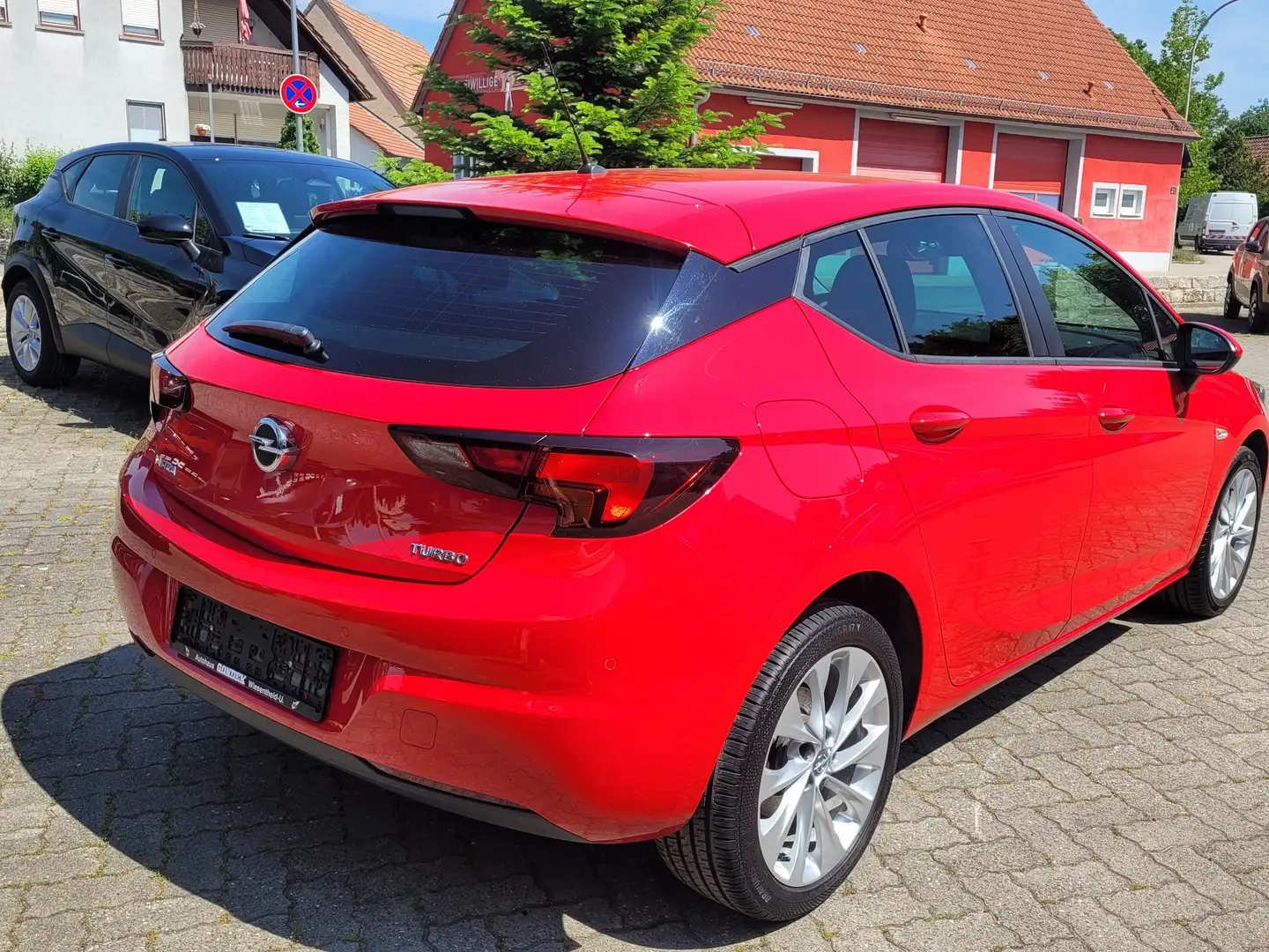 Opel Astra Edition 1.4 16V SIDI Turbo Alu-WinterP. Rood - 2