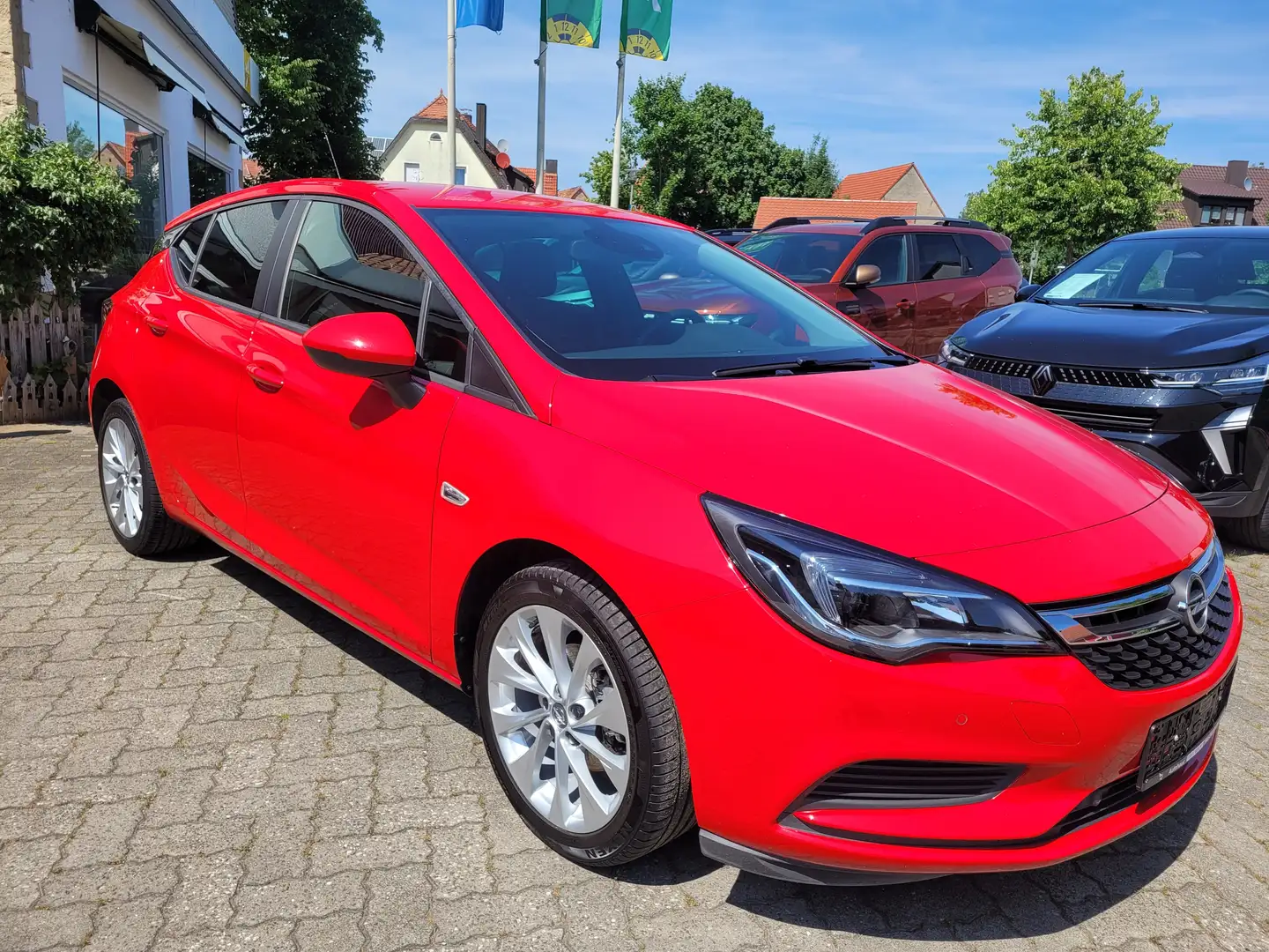 Opel Astra Edition 1.4 16V SIDI Turbo Alu-WinterP. Rood - 1