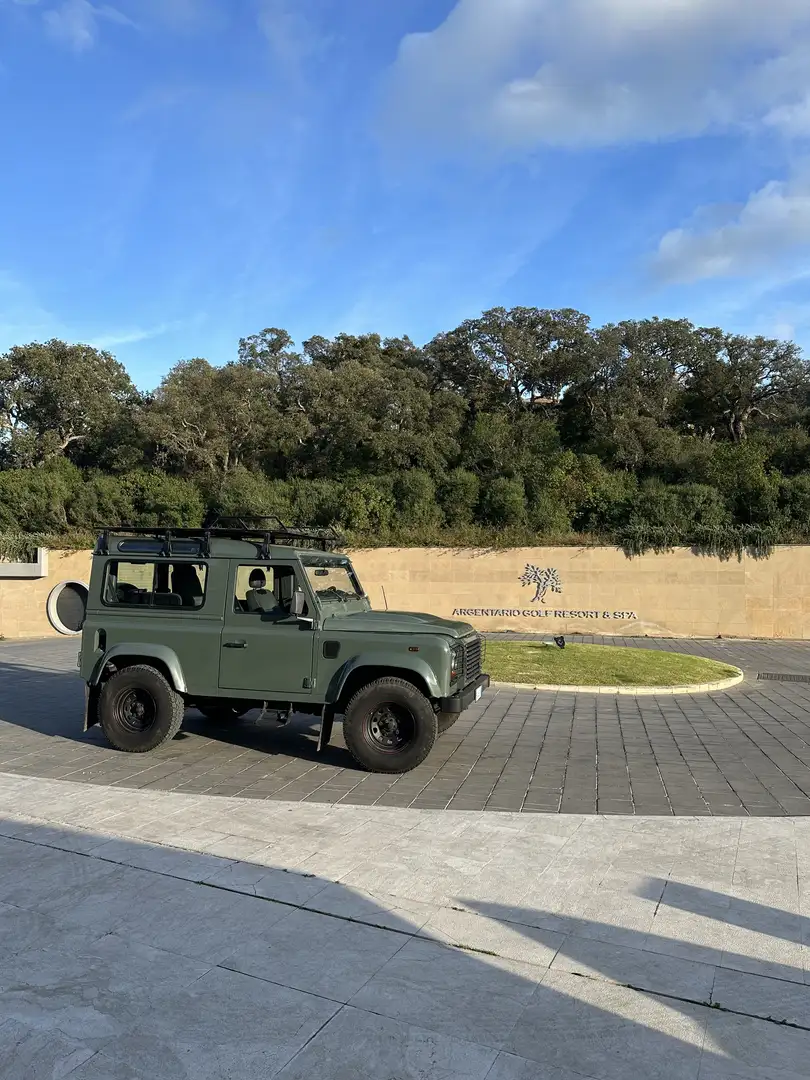 Land Rover Defender 90 2.2 td SW - 1