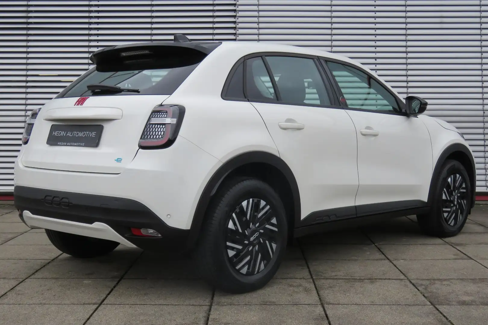 Fiat 600e RED 54 kWh | Apple Carplay / Android Auto | LED | Weiß - 2