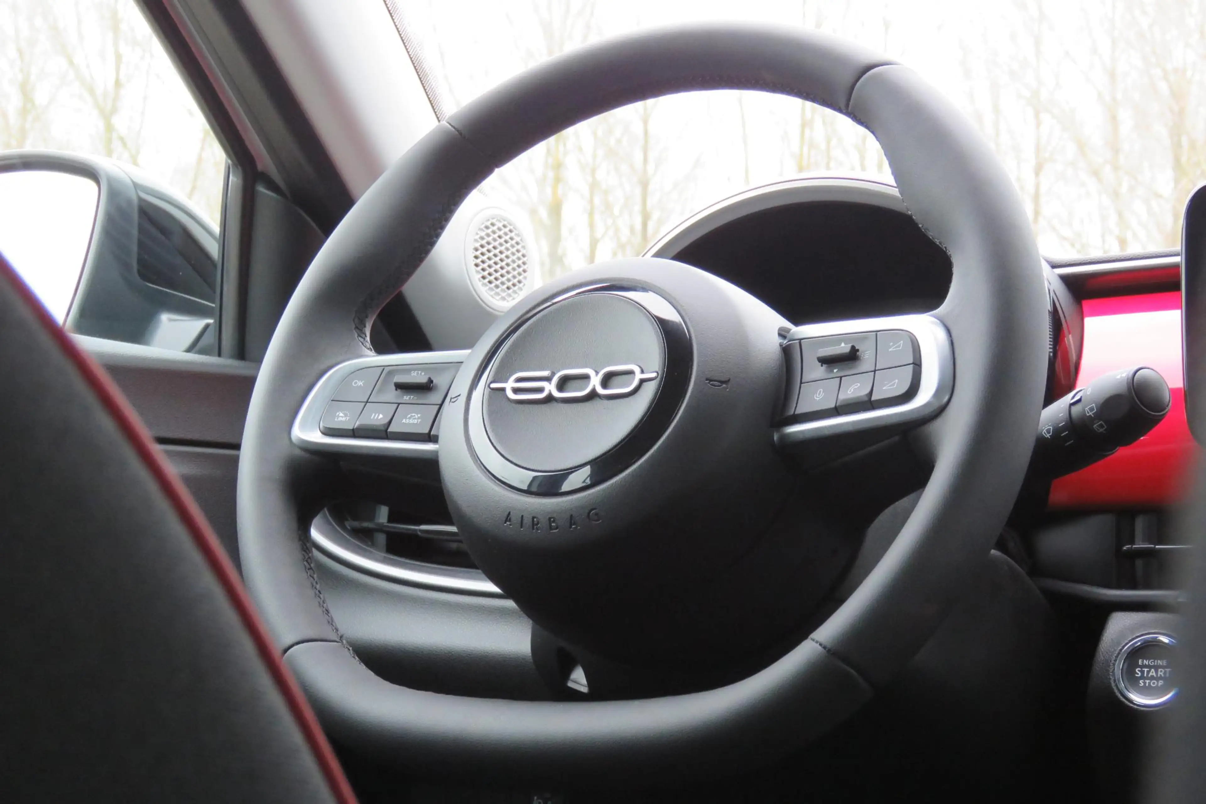 Fiat 600e RED 54 kWh | Apple Carplay / Android Auto | LED | — photo 11