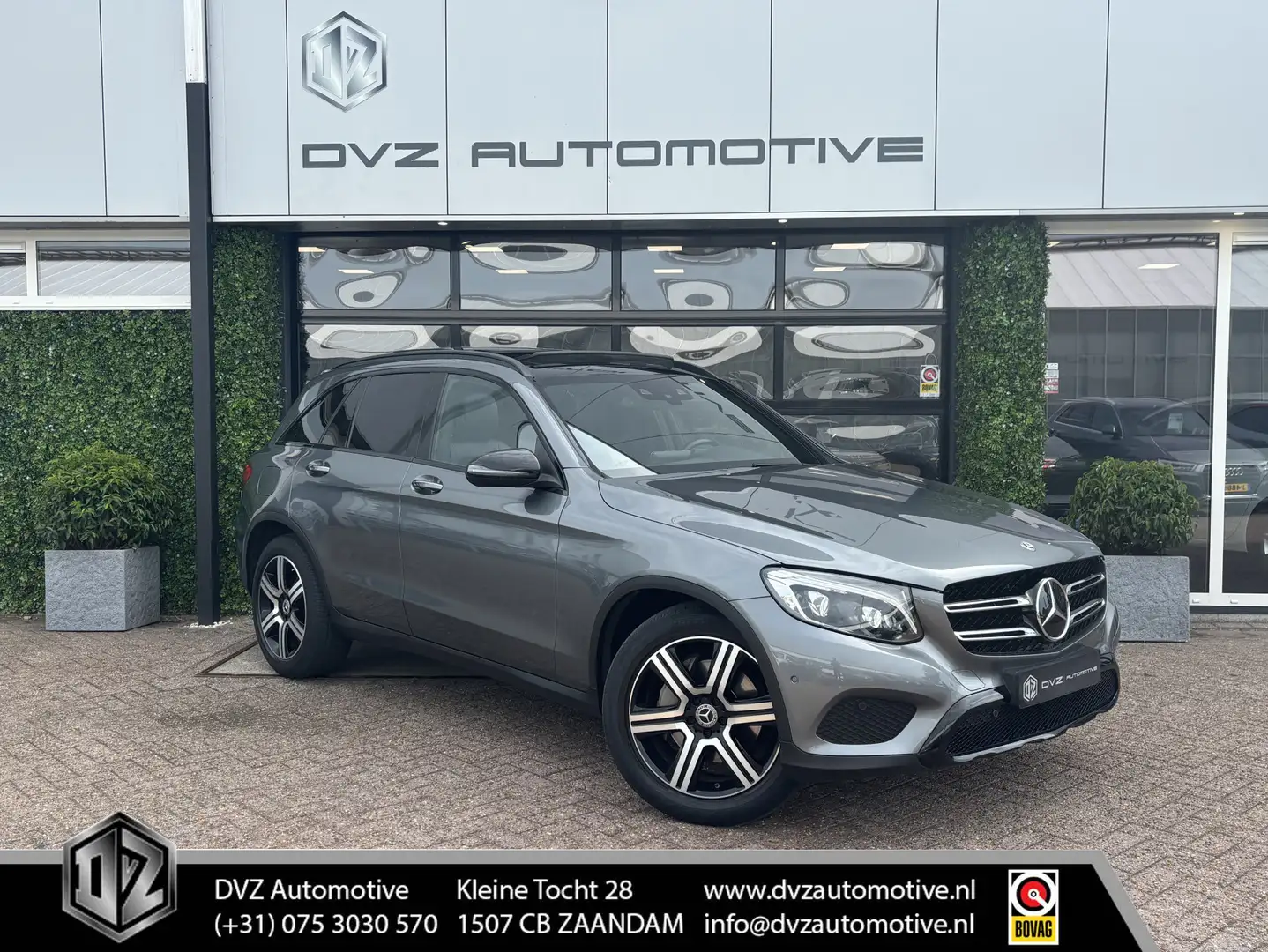 Mercedes-Benz GLC 220 d 4MATIC Sport Edition | Pano | ACC | Trekhaak Grijs - 1