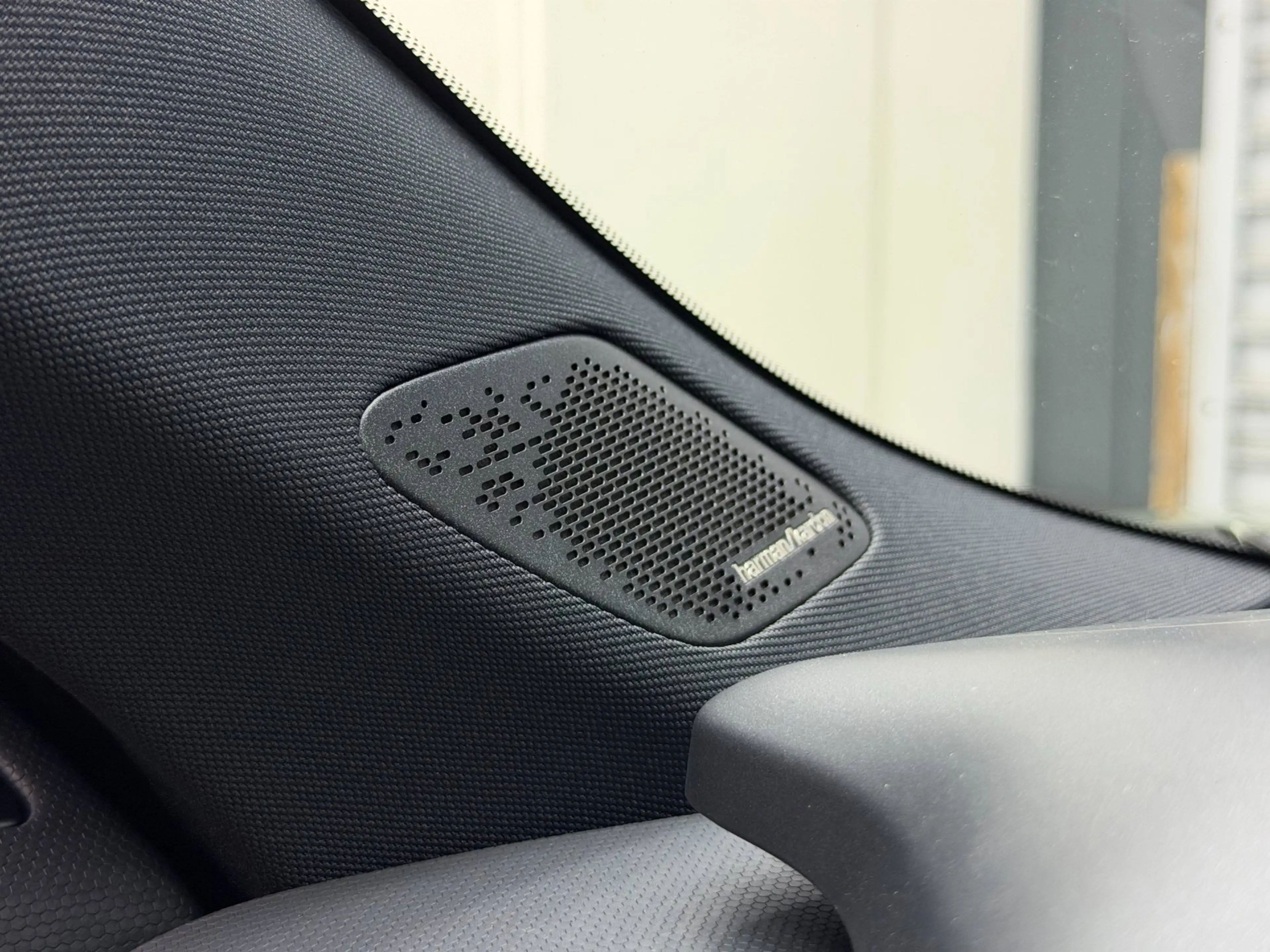 Lynk & Co 08 1.5 More - 200km Elektrisch - Pano - Harman Kardon — photo 44