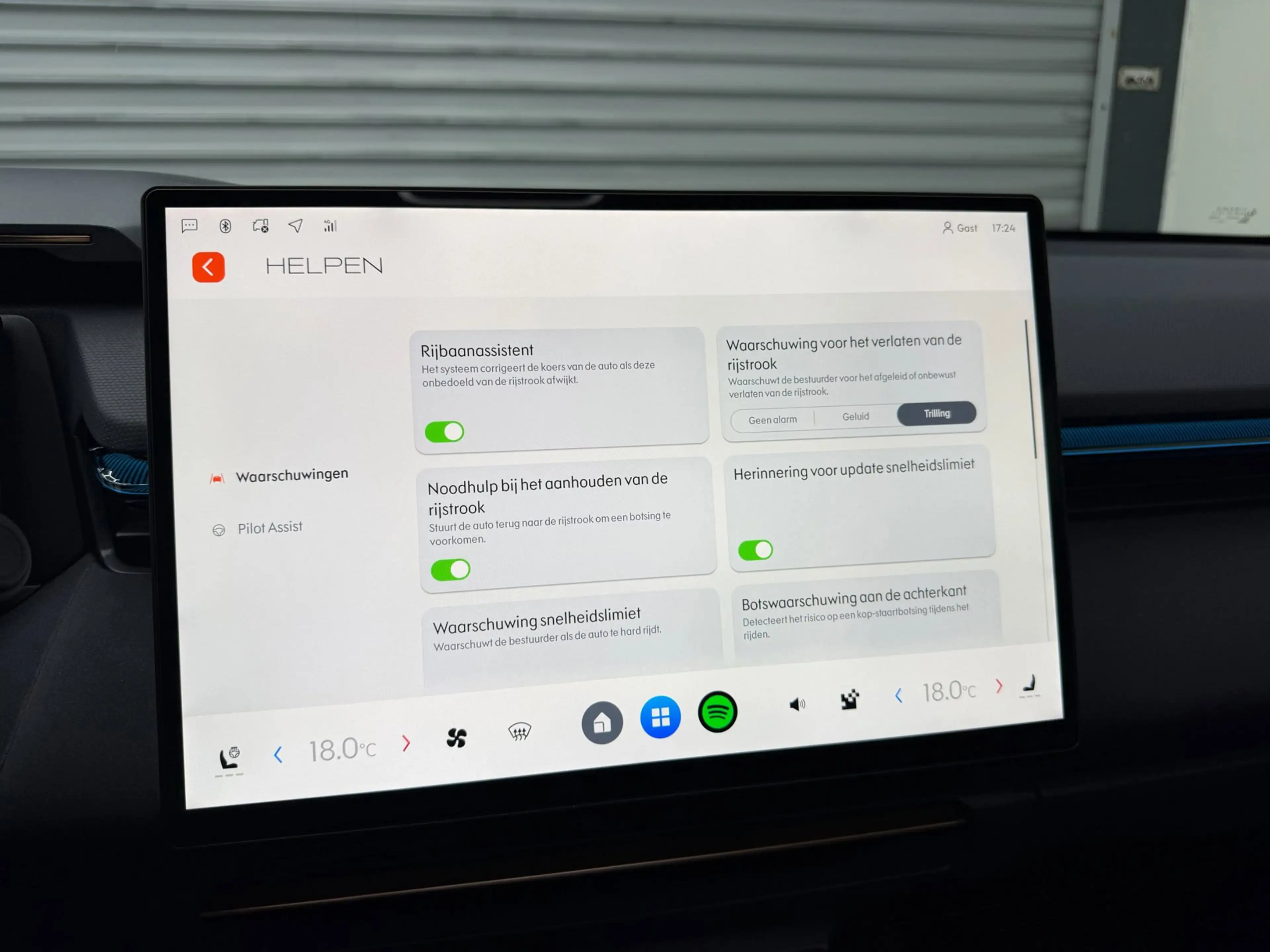Lynk & Co 08 1.5 More - 200km Elektrisch - Pano - Harman Kardon — photo 41