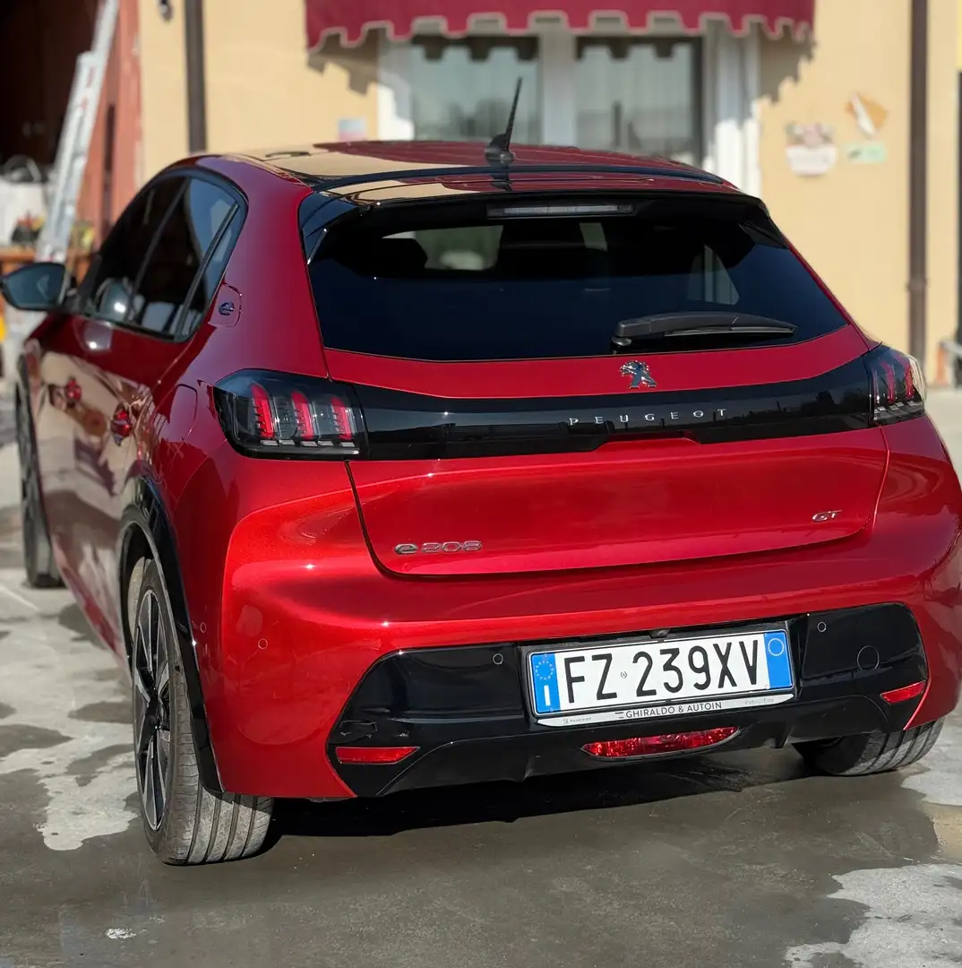 Peugeot e-208 GT pack Rosso - 2