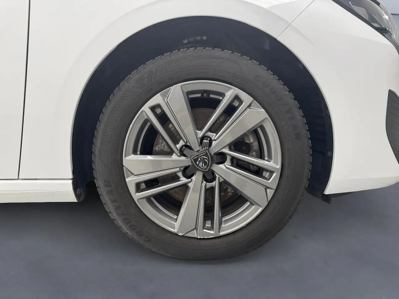 Peugeot 308 PureTech Turbo 130 S&S EAT8 SW Allure, миниатюра 9
