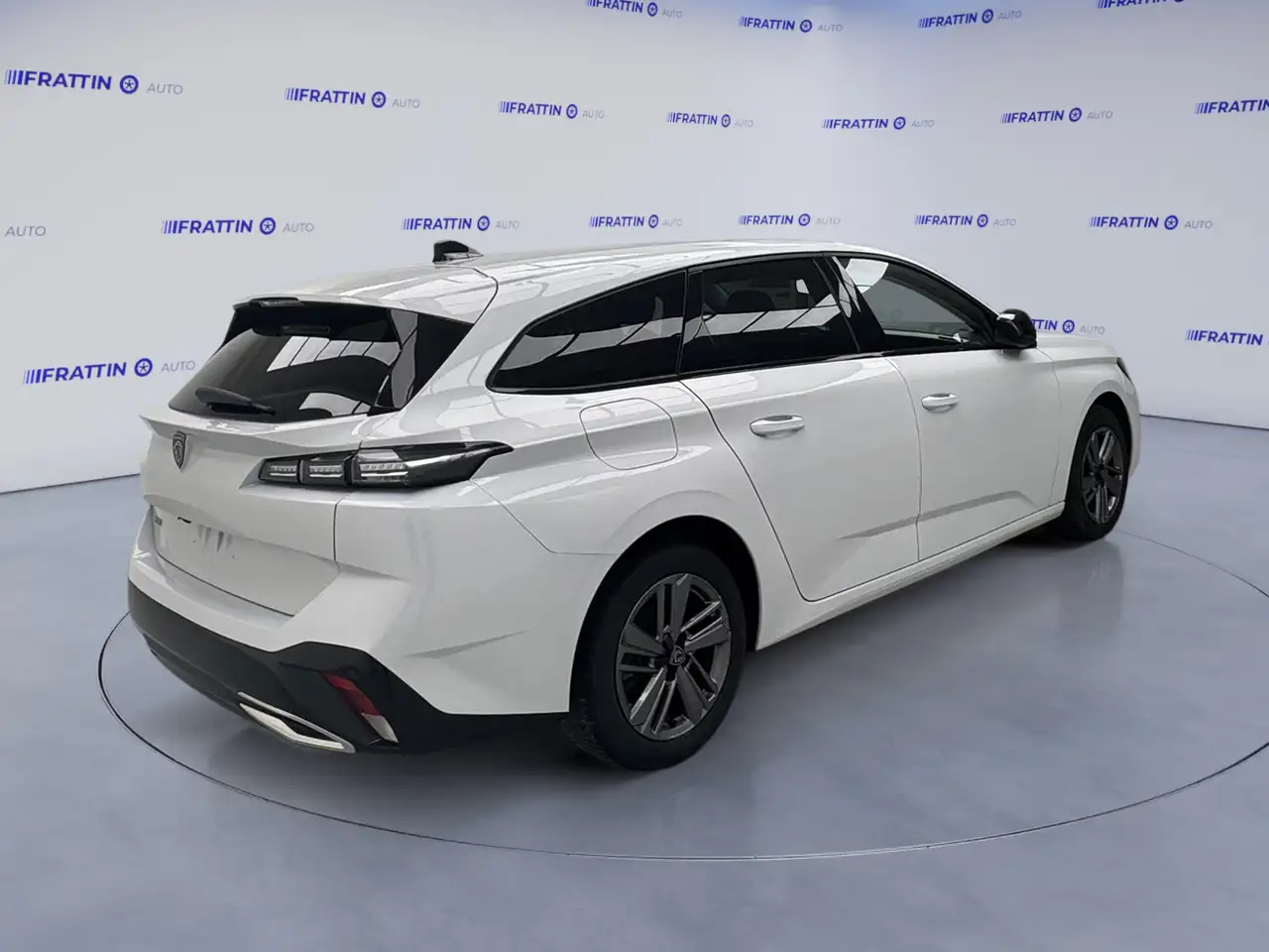 Peugeot 308 PureTech Turbo 130 S&S EAT8 SW Allure, миниатюра 3