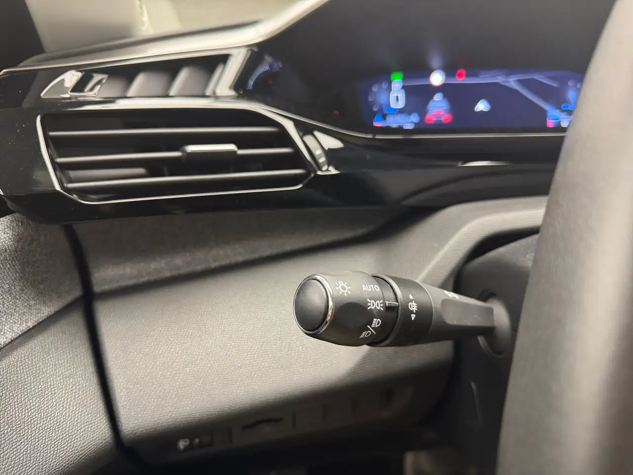 Peugeot 308 PureTech Turbo 130 S&S EAT8 SW Allure, миниатюра 16