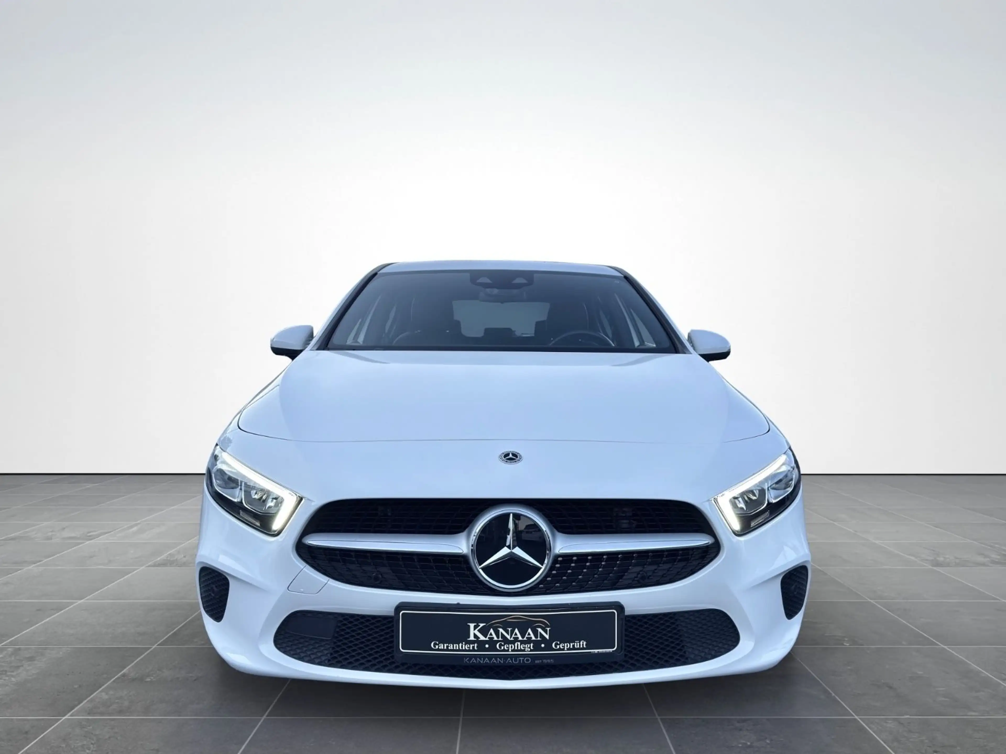 Mercedes-Benz A 180 *LED*Widescreen*PDC*Navi*Spur.*Garantie — photo 2