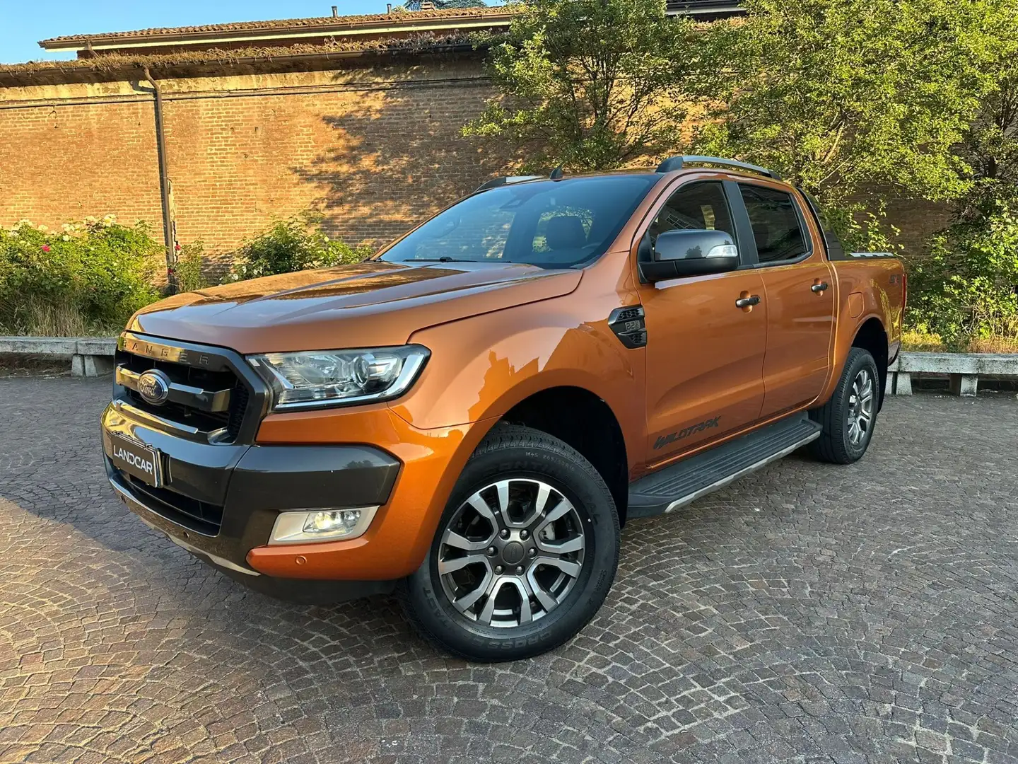 Ford Ranger 2.2 TDCi 160CV aut. DC Wildtrak Arancione - 1