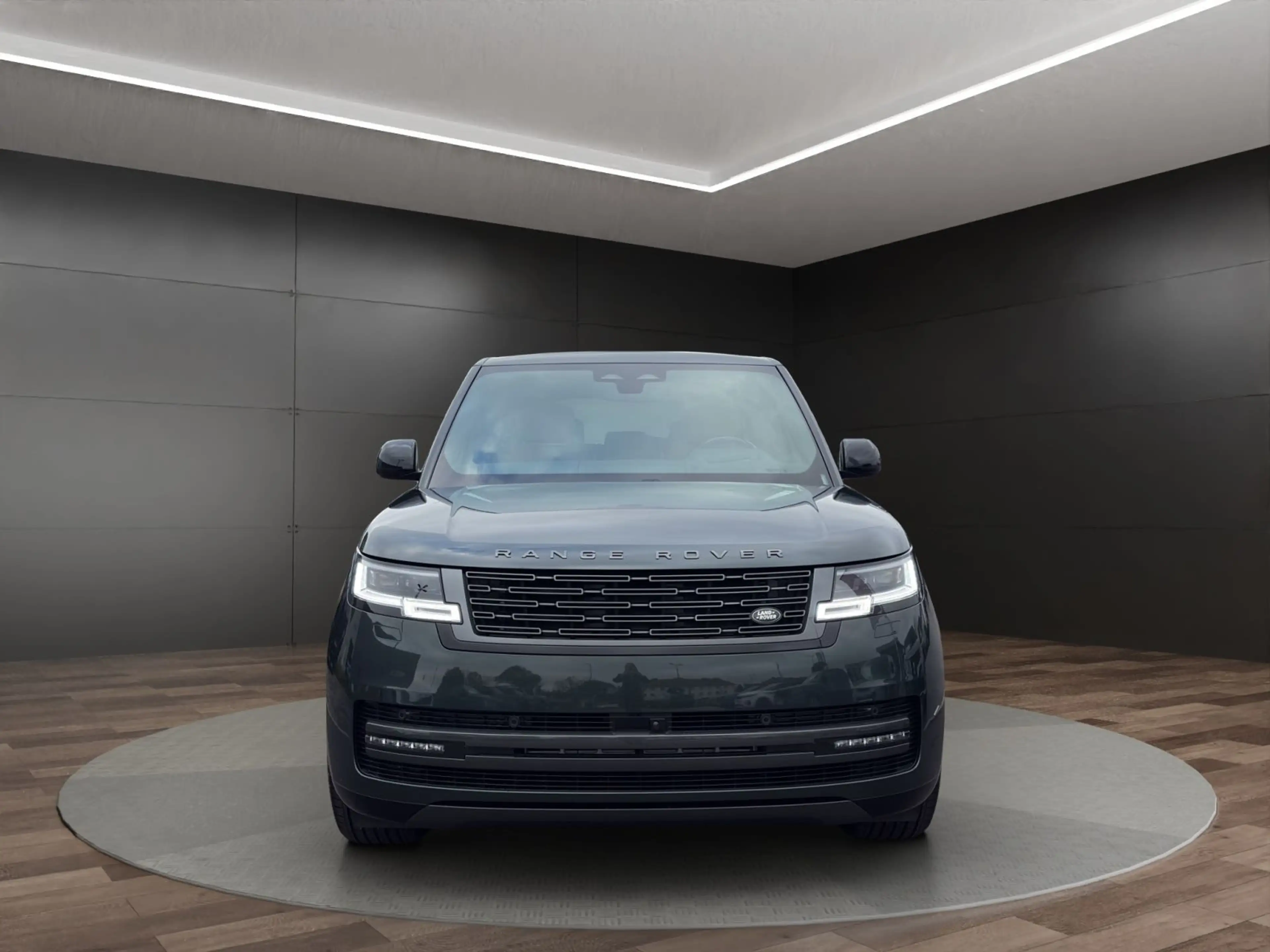 Land Rover Range Rover SWB 3.0 Plug-in Hybrid P550e Autobio — photo 5