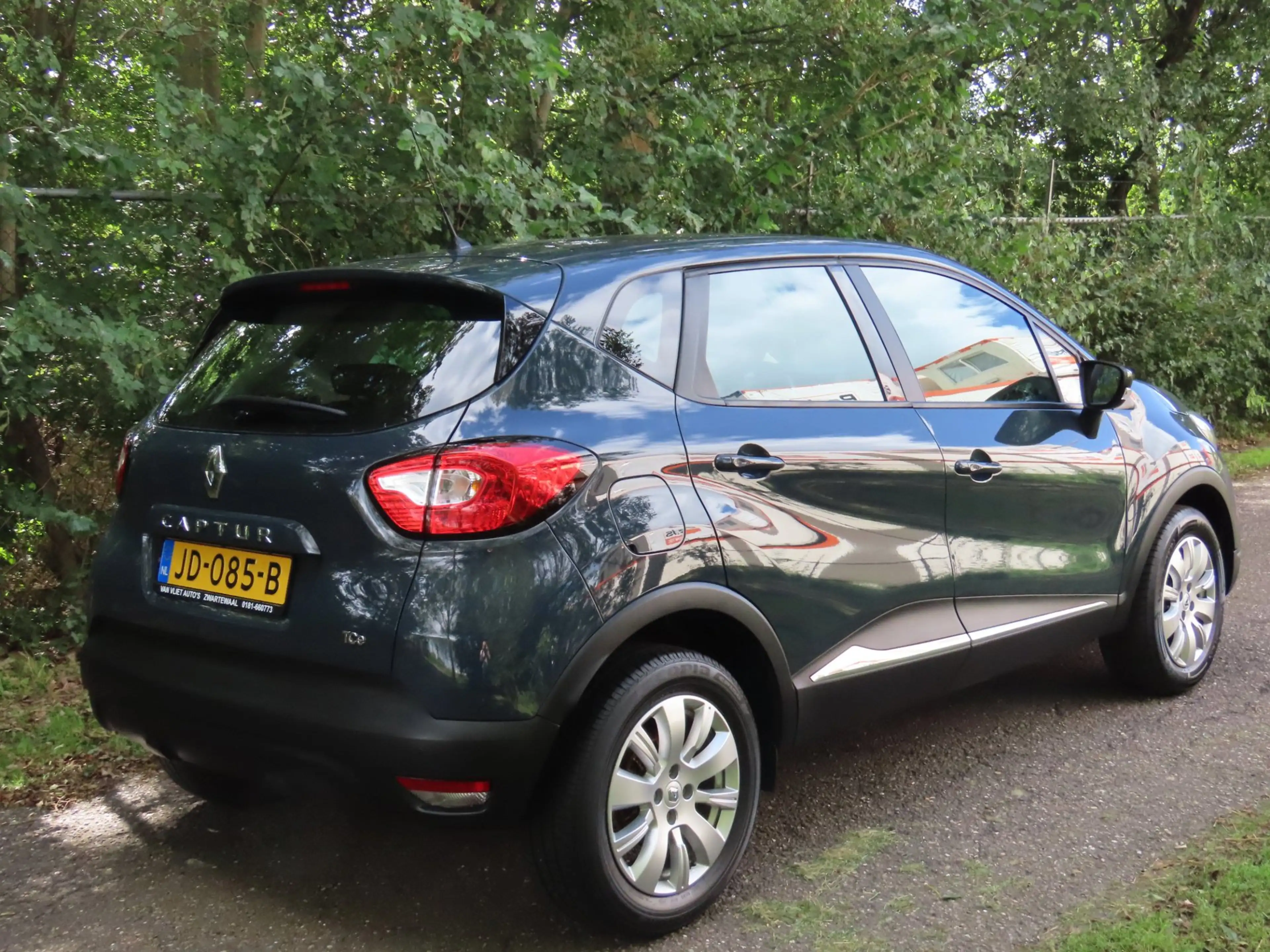 Renault Captur 0.9 TCe Expression — photo 5