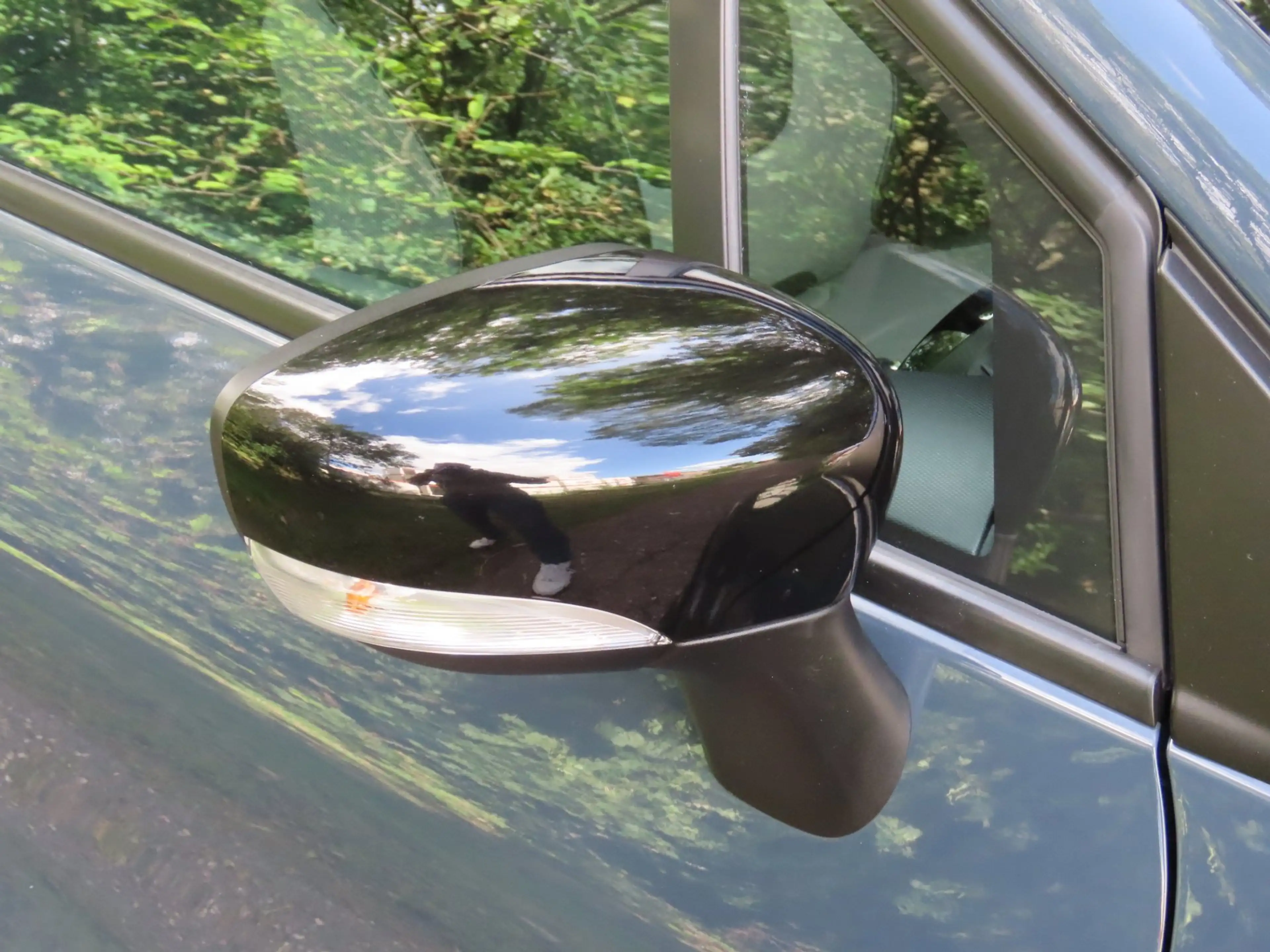 Renault Captur 0.9 TCe Expression — photo 9