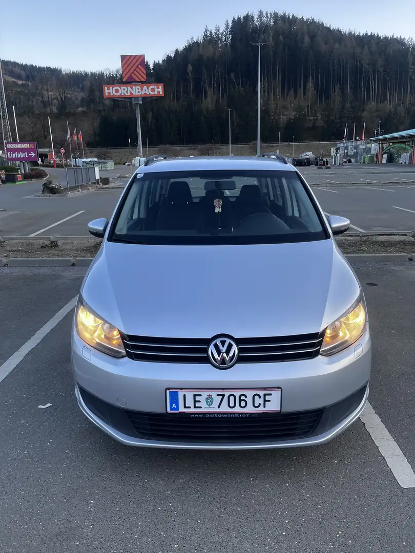 Volkswagen Touran Trendline 1,6 TDI DPF Silber - 1