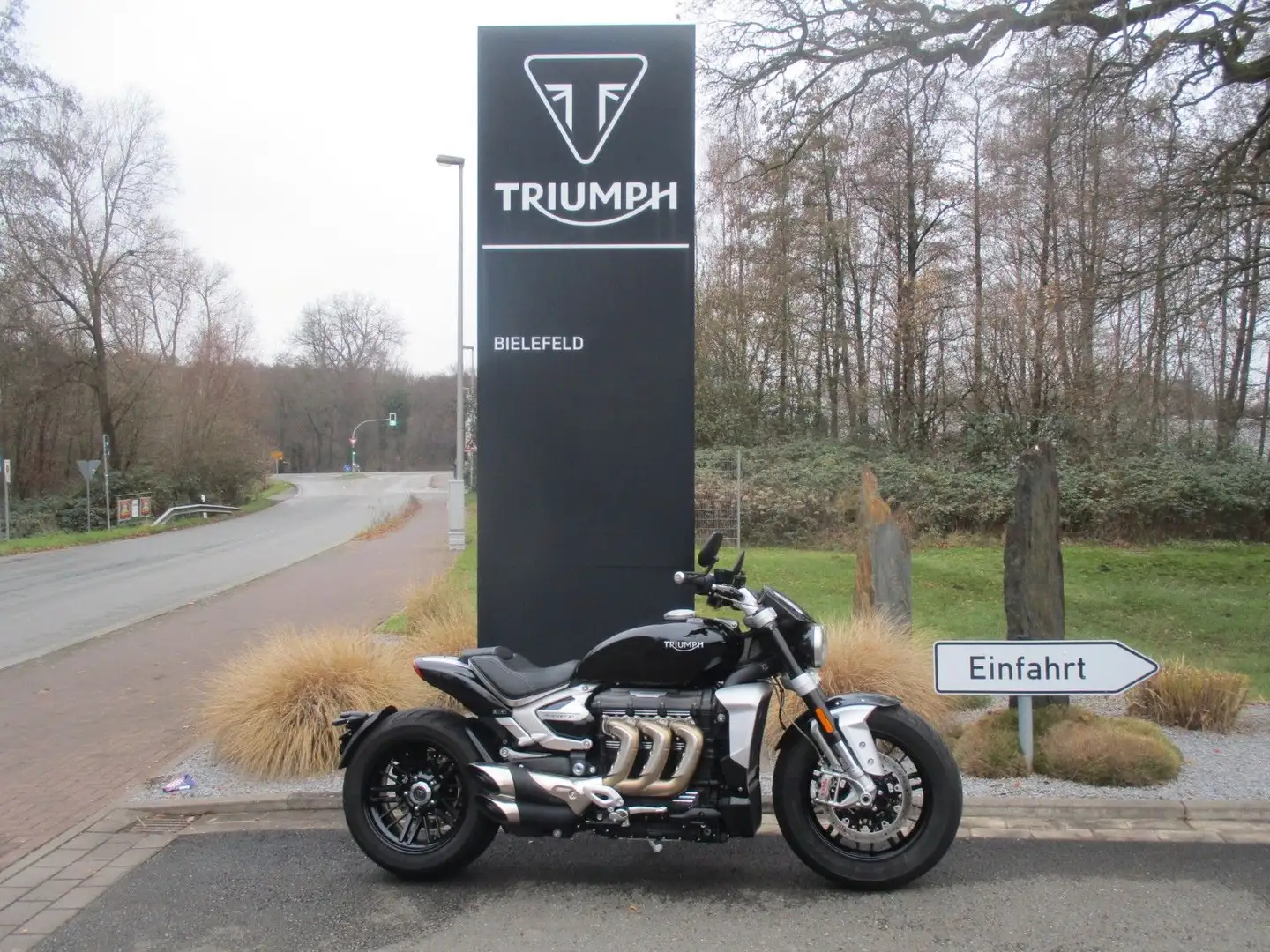 Triumph Rocket 3 R Aus 1.Hand*Schaltassistent*167PS Noir - 1