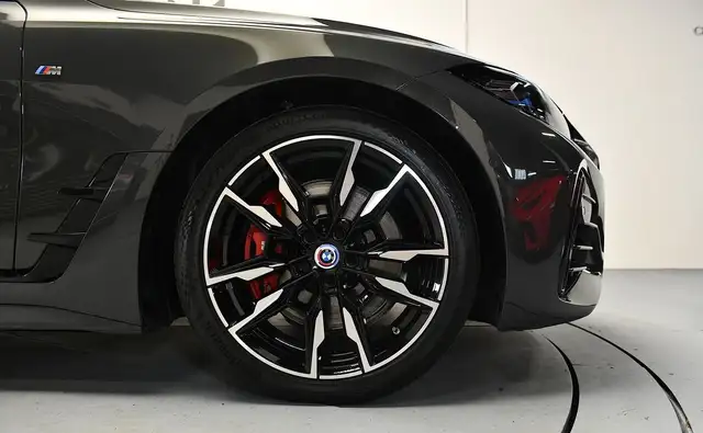 BMW 4 Series view 7