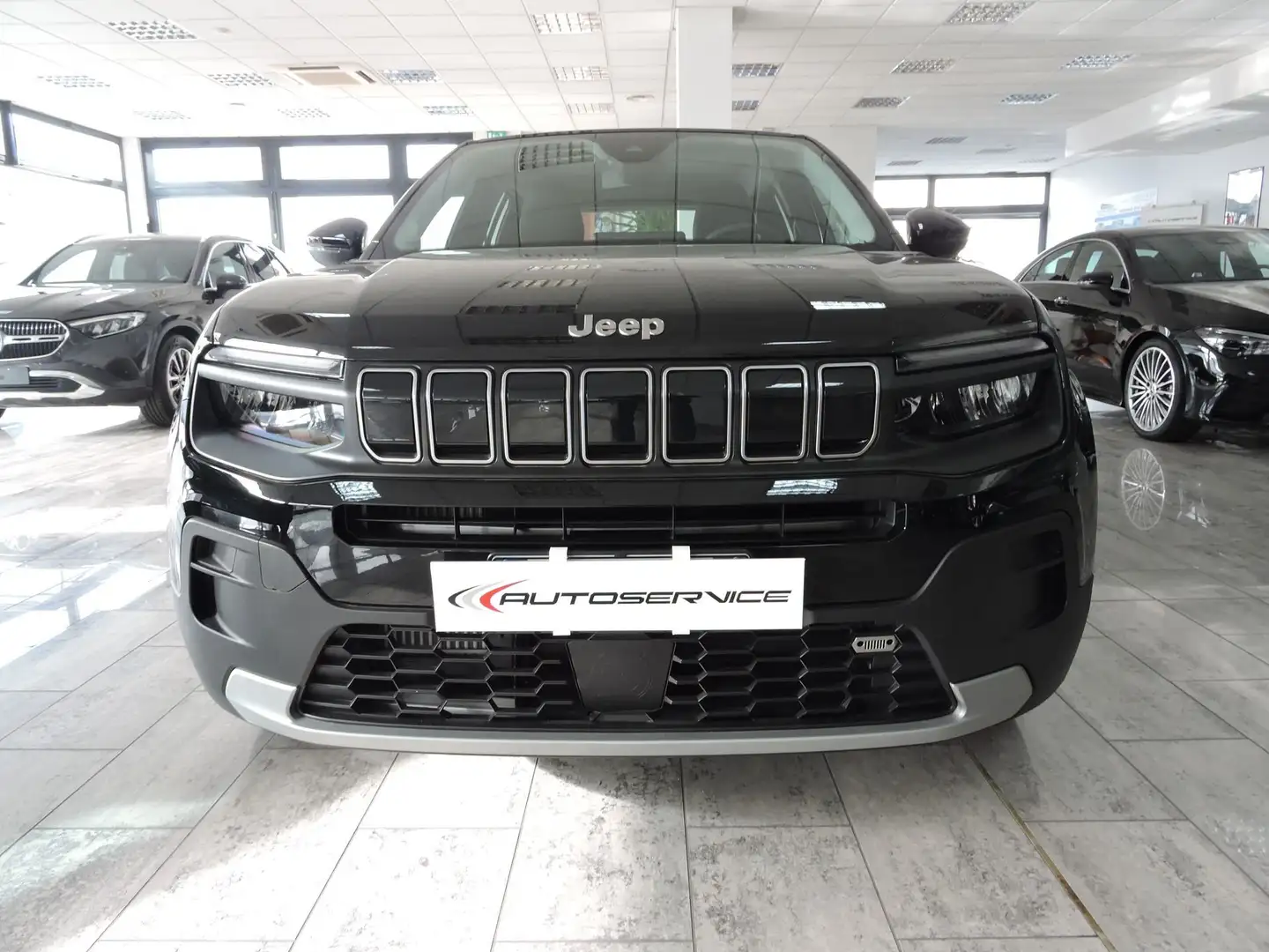 Jeep Avenger 1.2 Turbo Altitude Zwart - 2
