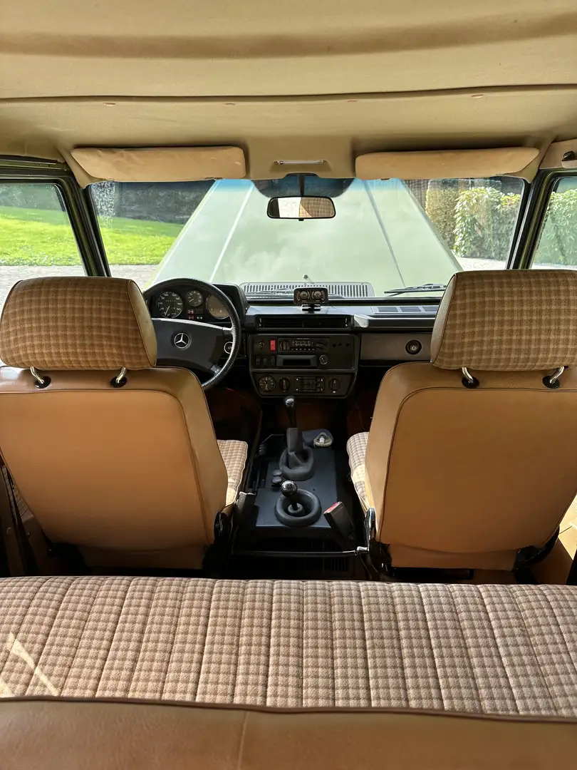 Mercedes-Benz G 300 GD - 2