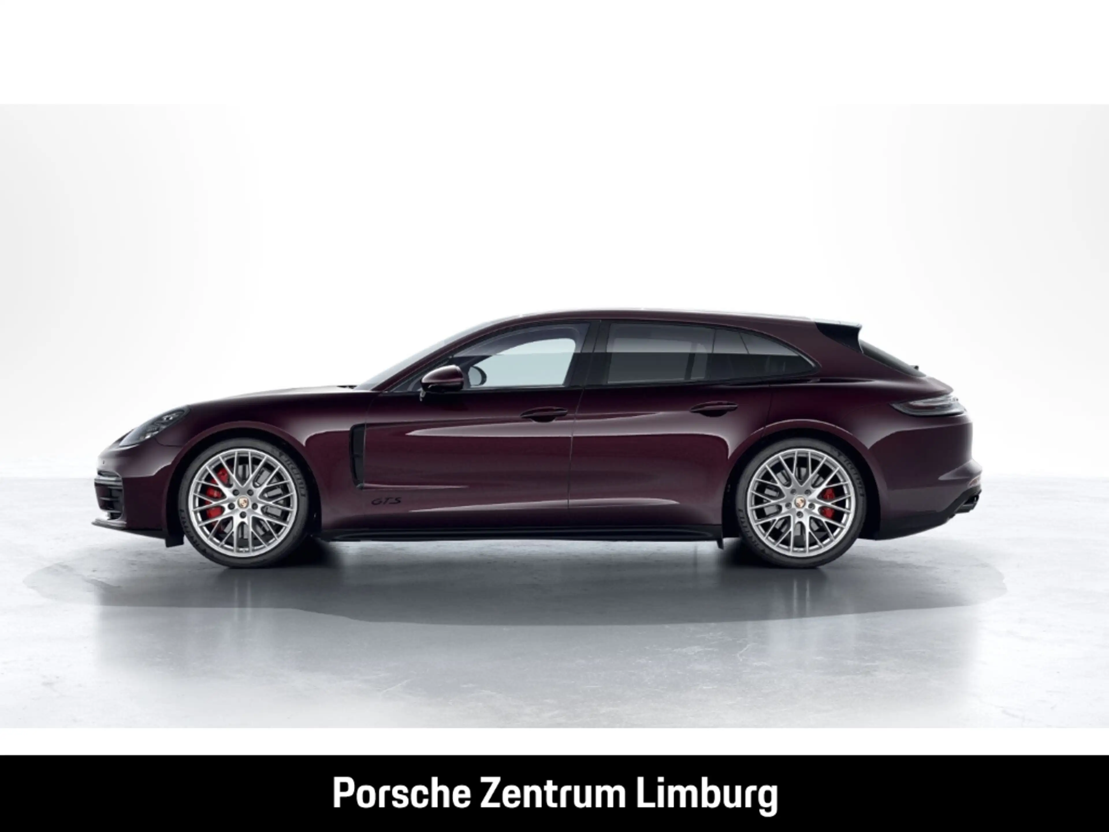Porsche Panamera GTS Sport Turismo — photo 2