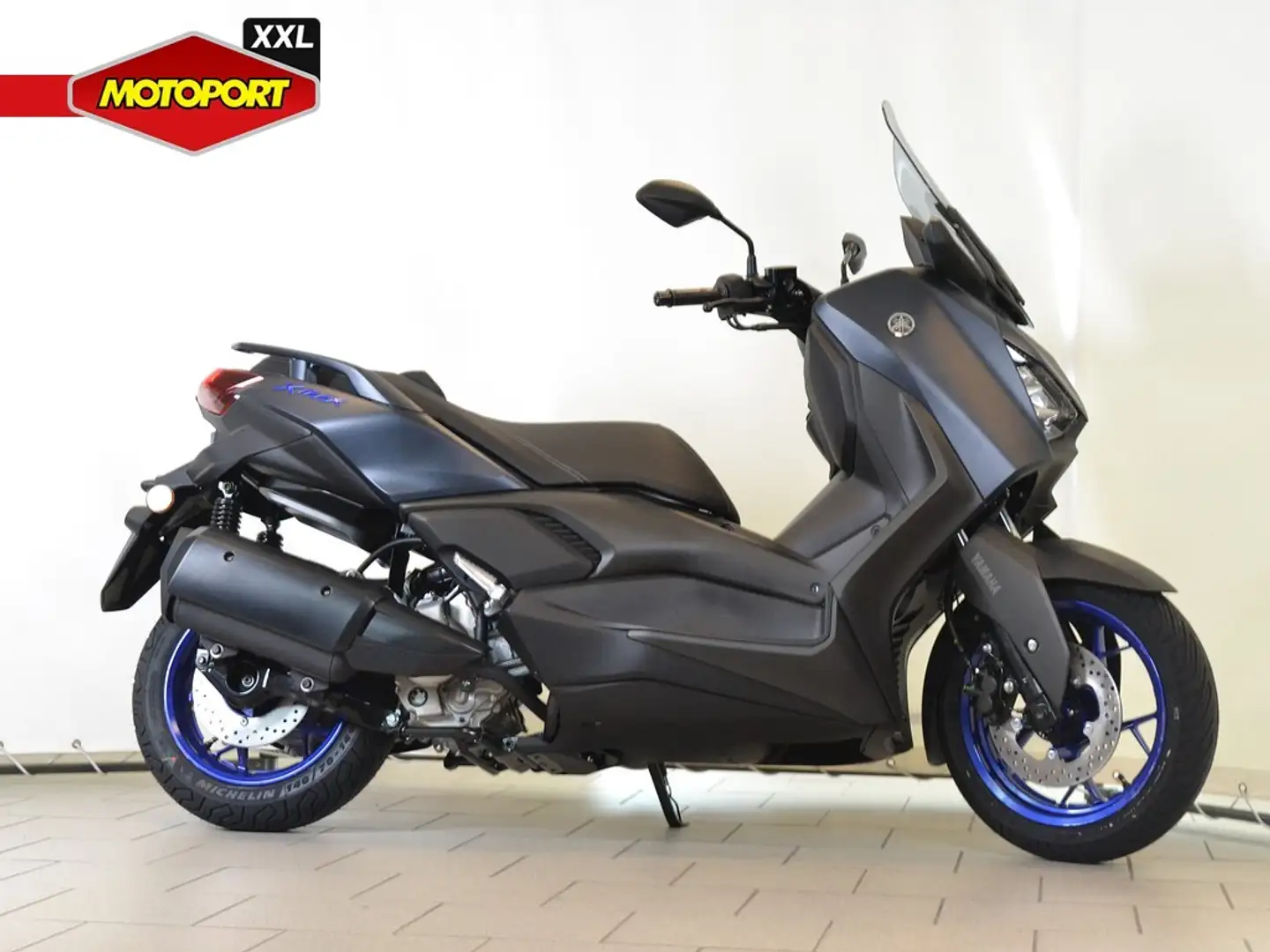 Yamaha X-Max 300 Grijs - 1