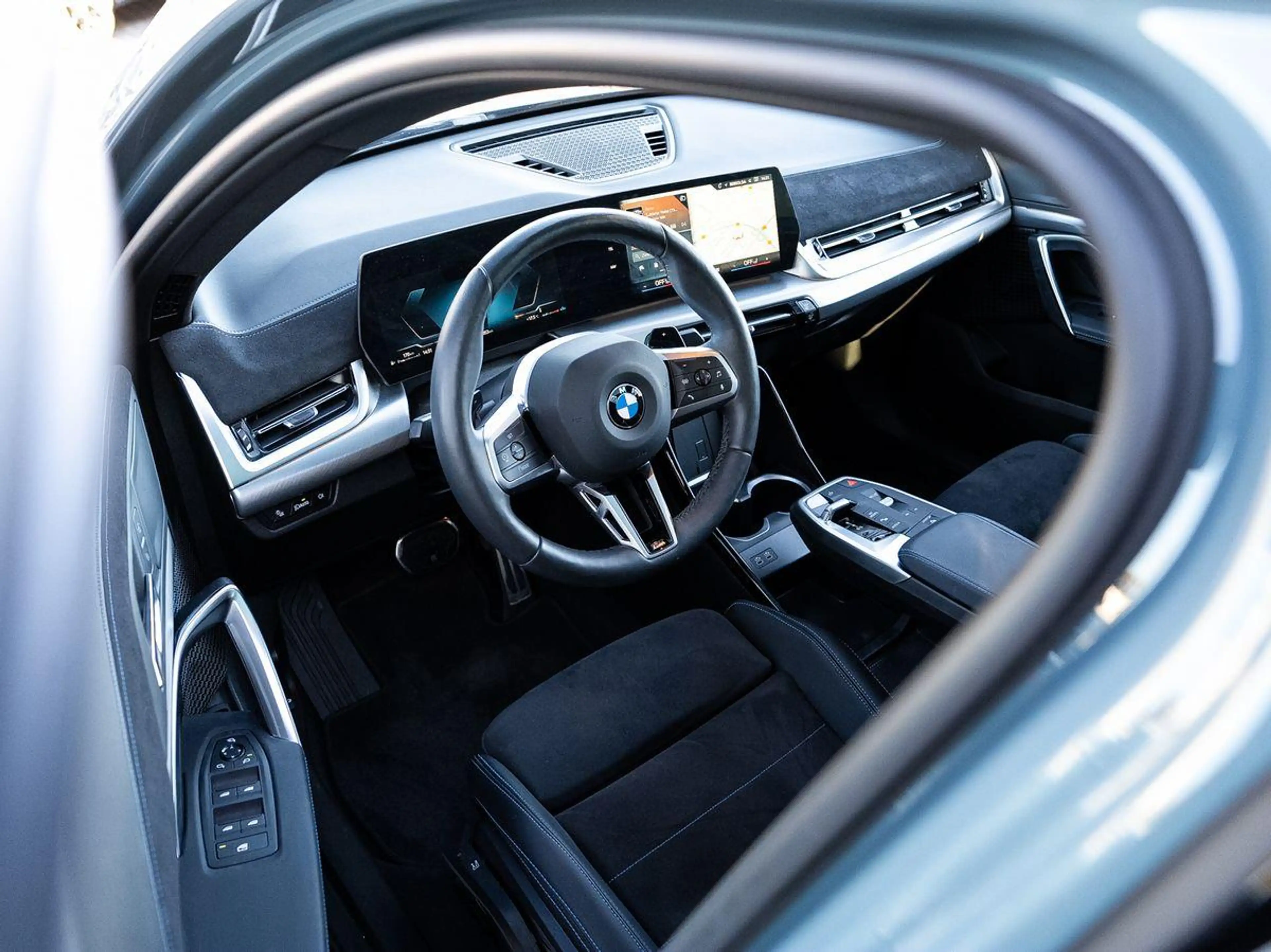 BMW X2 sDrive20i M-SportPRO 19 PANO KoZg AdLED RFK — photo 12