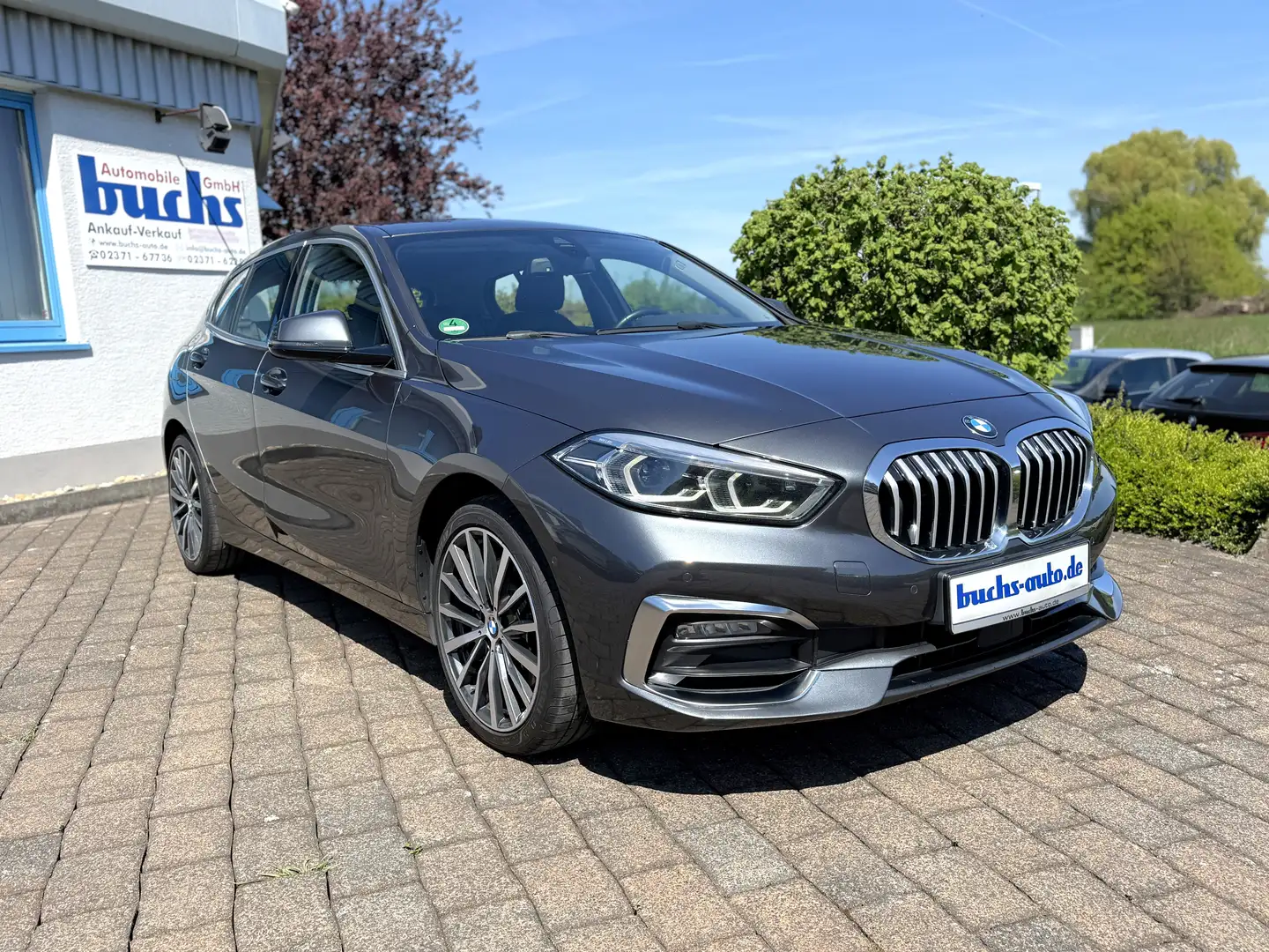 BMW 120 d xDrive Luxury Line Abstandstemp. HUD Leder Grau - 1