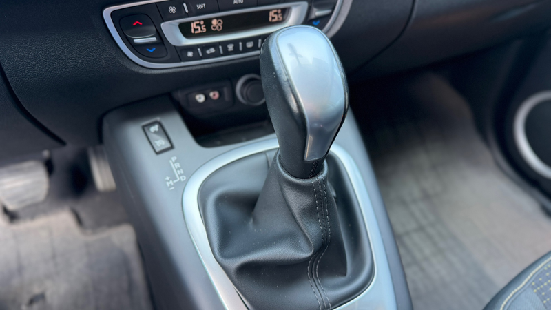 Renault Scenic 2.0 Dynamique|Keyless|PDC|Airco|Cruise|Navi — photo 13