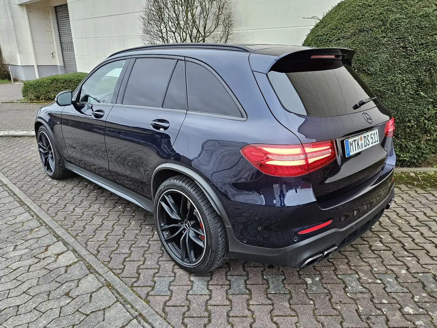 Mercedes-Benz GLC 63 AMG GLC 63 S AMG 4Matic (253.989) Niebieski - 2