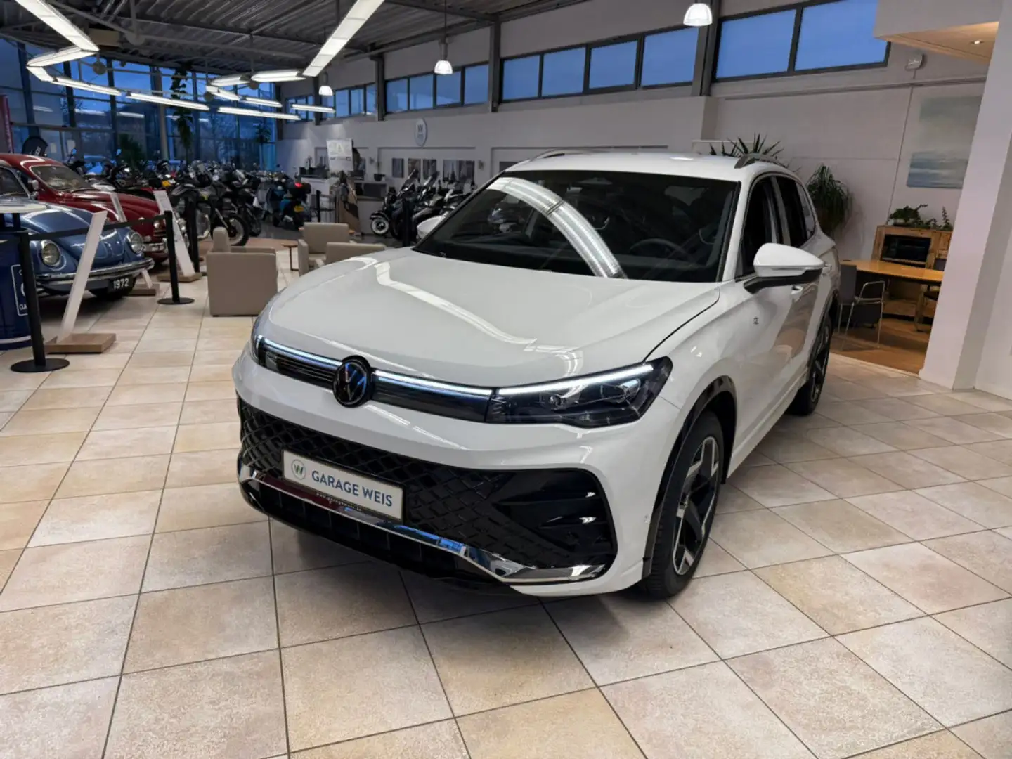 Volkswagen Tiguan R-Line 1.5 eTSI 110KW-150CV DSG7 - Facelift (New M Blanc - 2