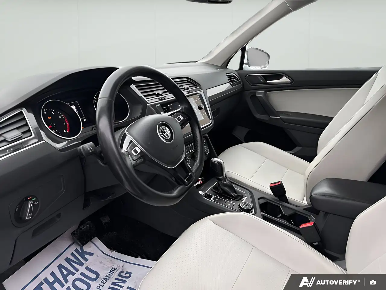 Volkswagen Tiguan снимка Volkswagen Tiguan