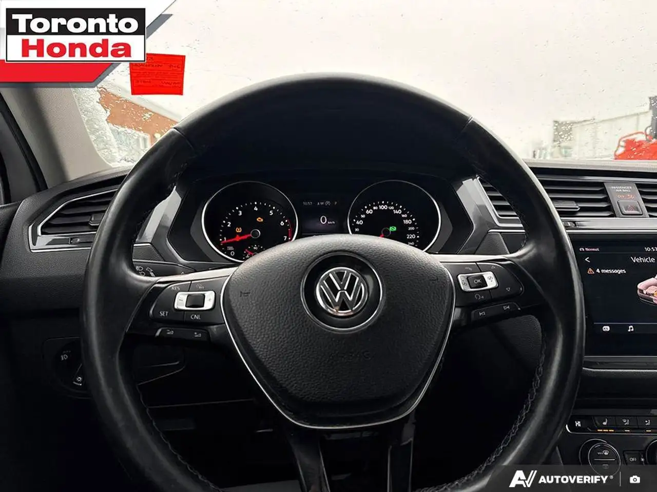 Volkswagen Tiguan снимка Volkswagen Tiguan