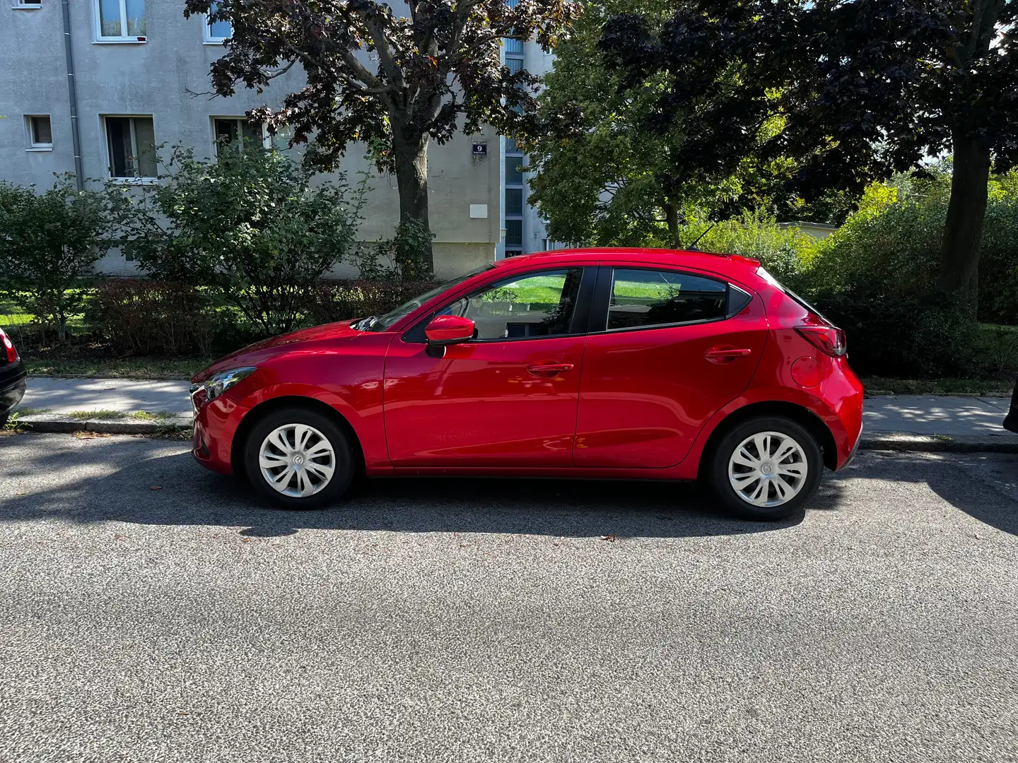 Mazda 2 Mazda 2 G75 Emotion Emotion Rot - 1
