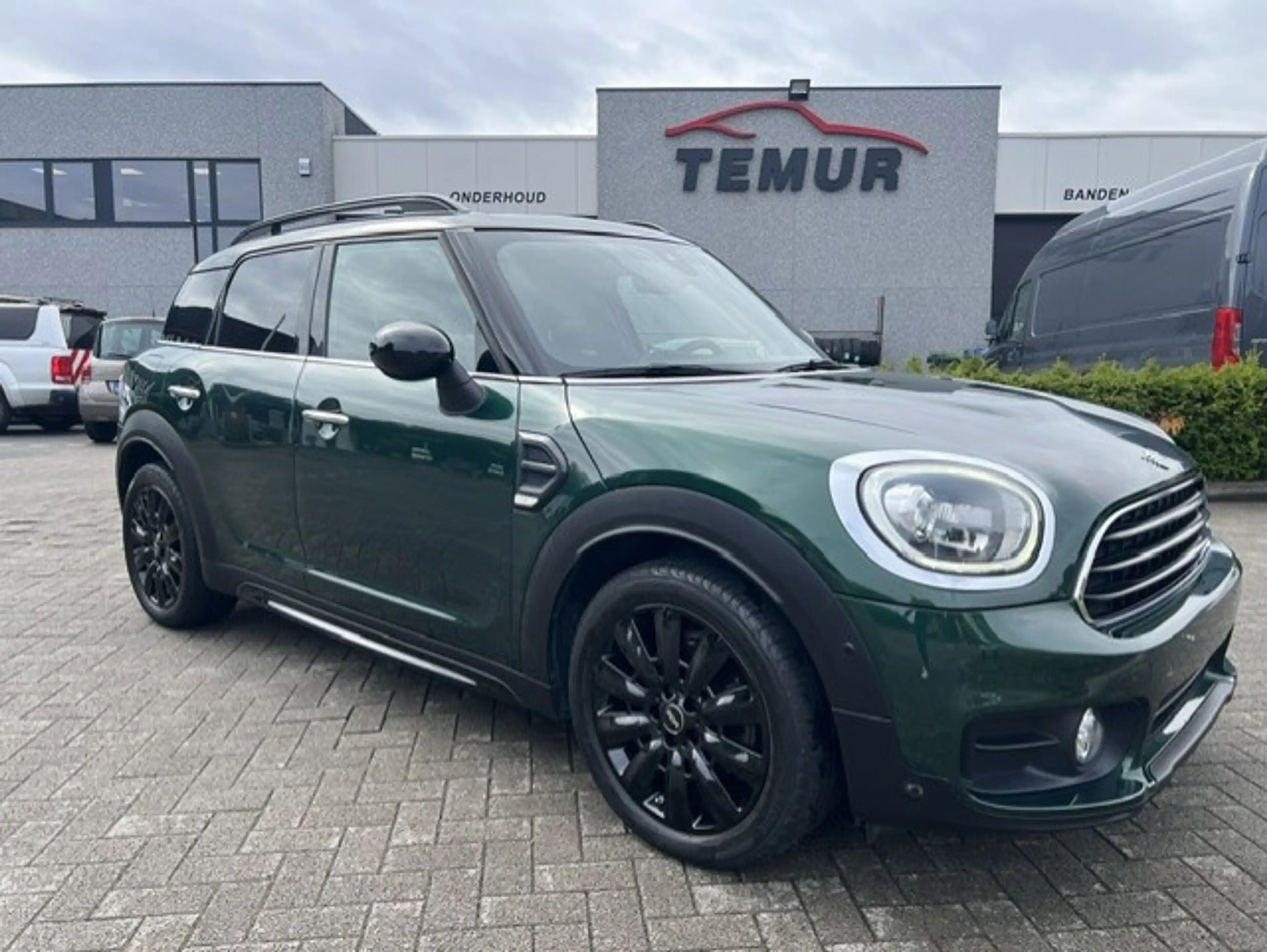 MINI Cooper Countryman 1.5A Pano/Hud/Leder/Camera 62.000km !