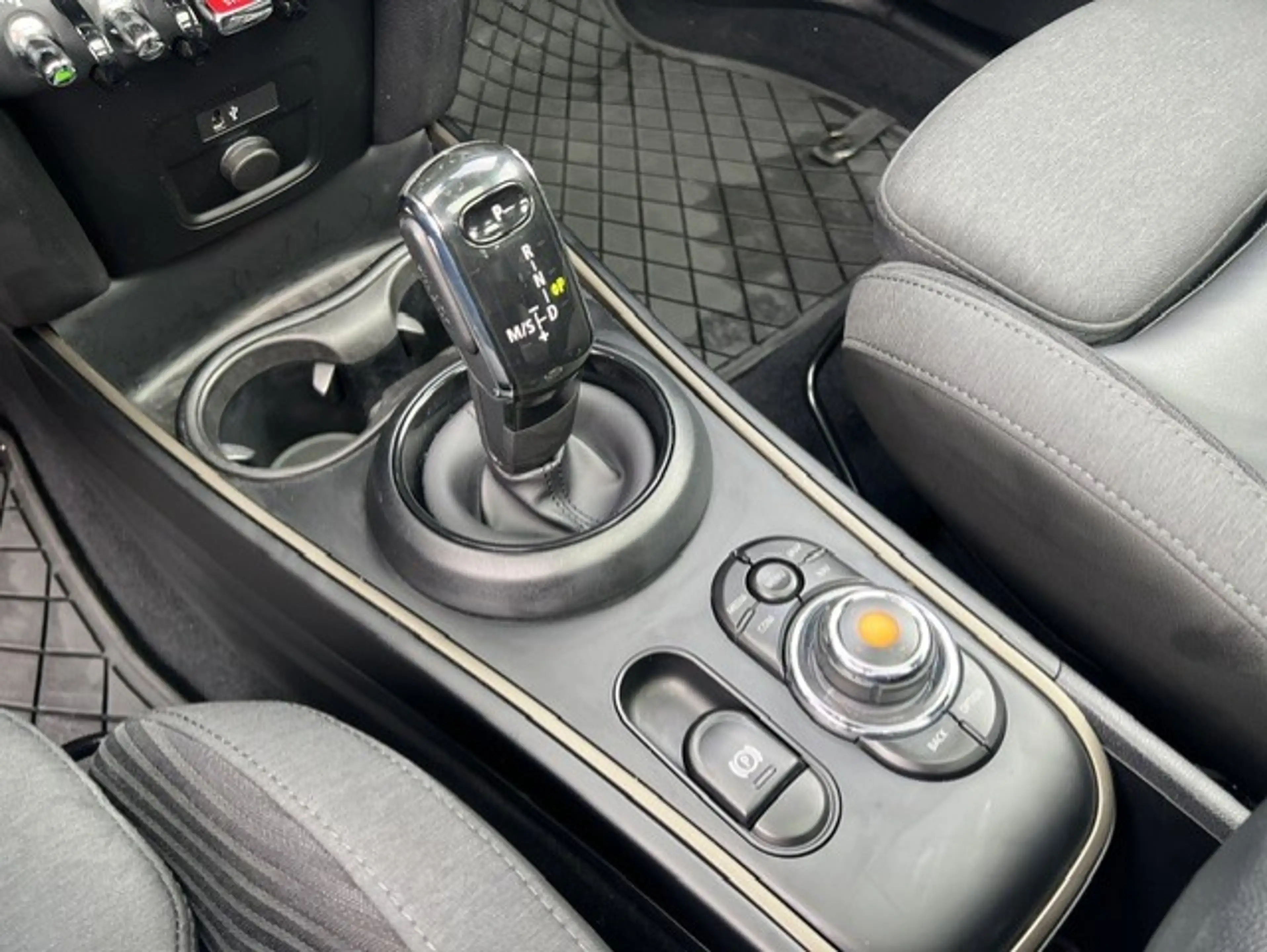 MINI Cooper Countryman 1.5A Pano/Hud/Leder/Camera 62.000km ! — photo 15
